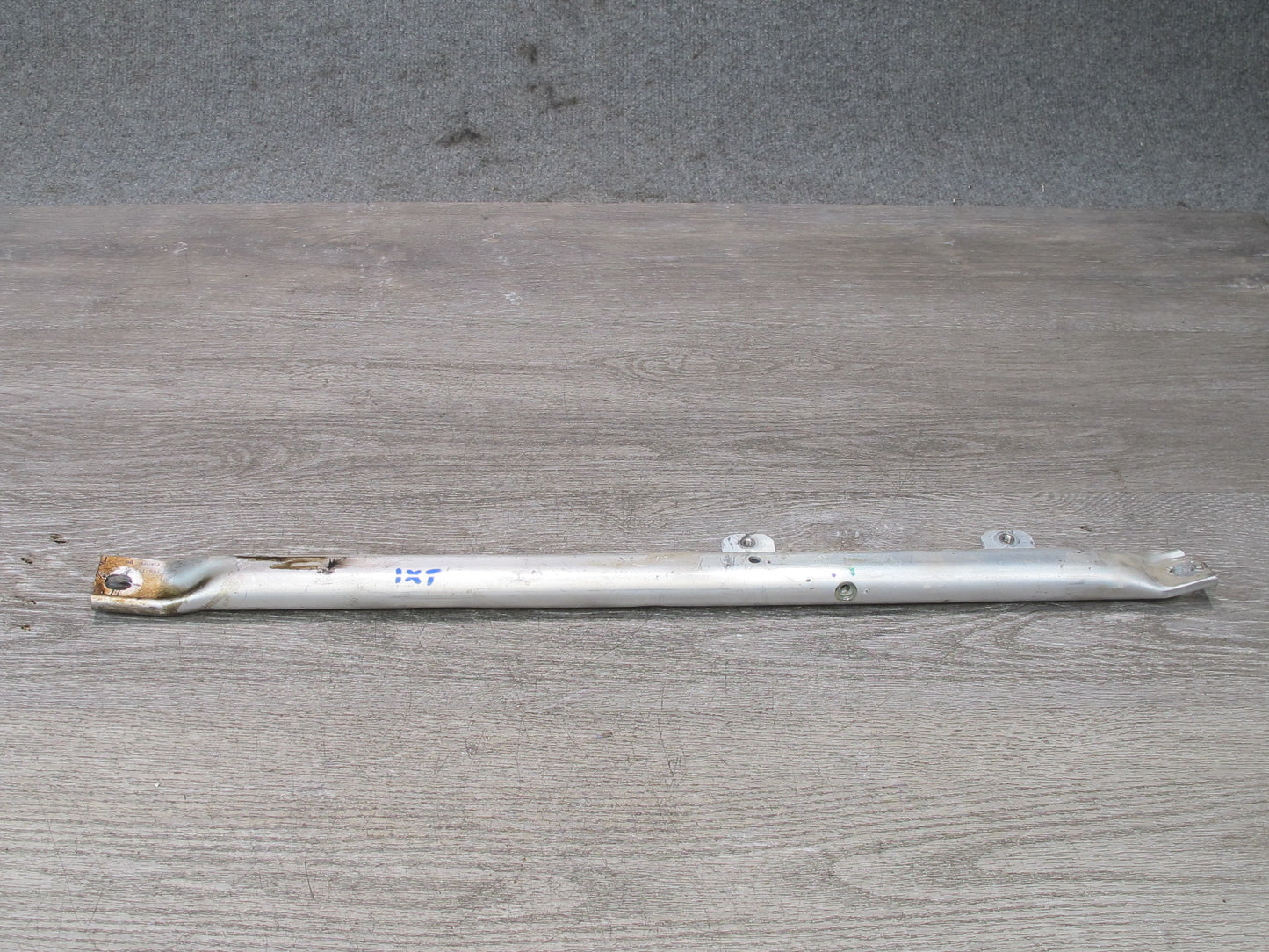 11-17 BMW F25 X3 Set of 2 Front Left & Rightsuspension Strut Tower Brace Bar OEM