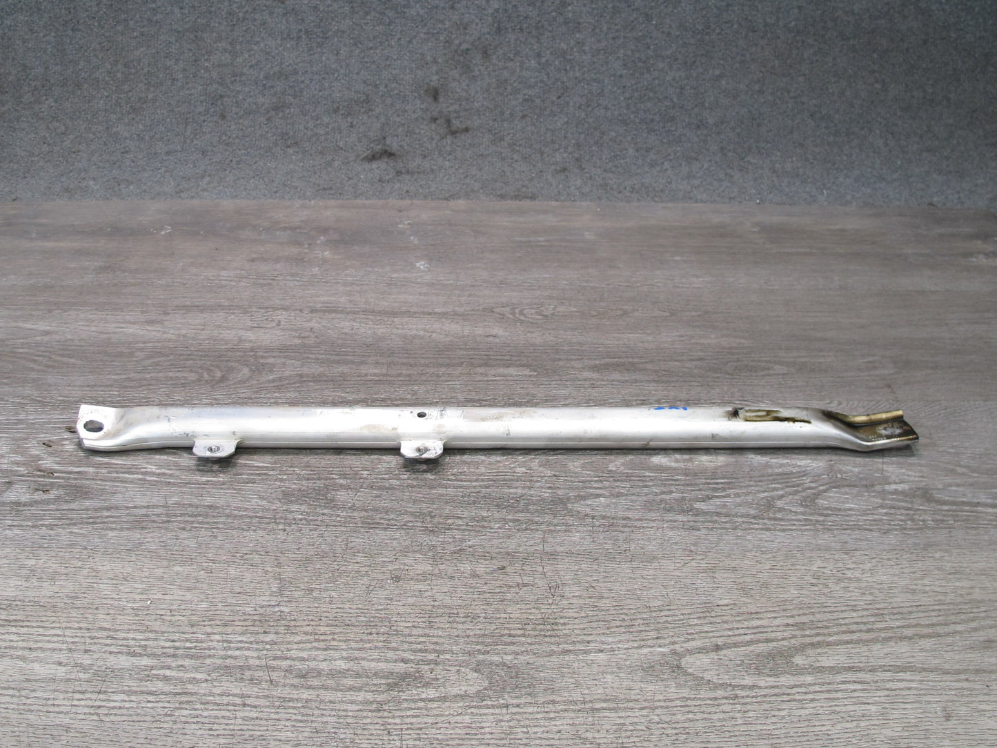 11-17 BMW F25 X3 Set of 2 Front Left & Rightsuspension Strut Tower Brace Bar OEM