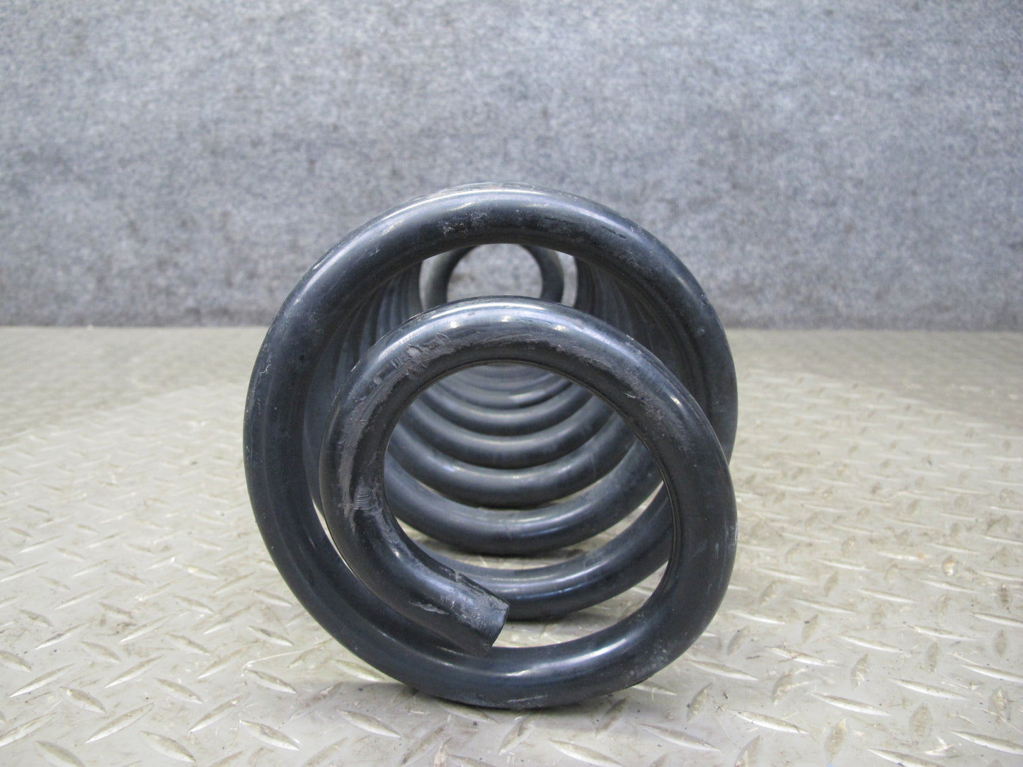 2003-2009 Hummer H2 AWD Rear Suspension Left & Right Coil Spring Set of 2