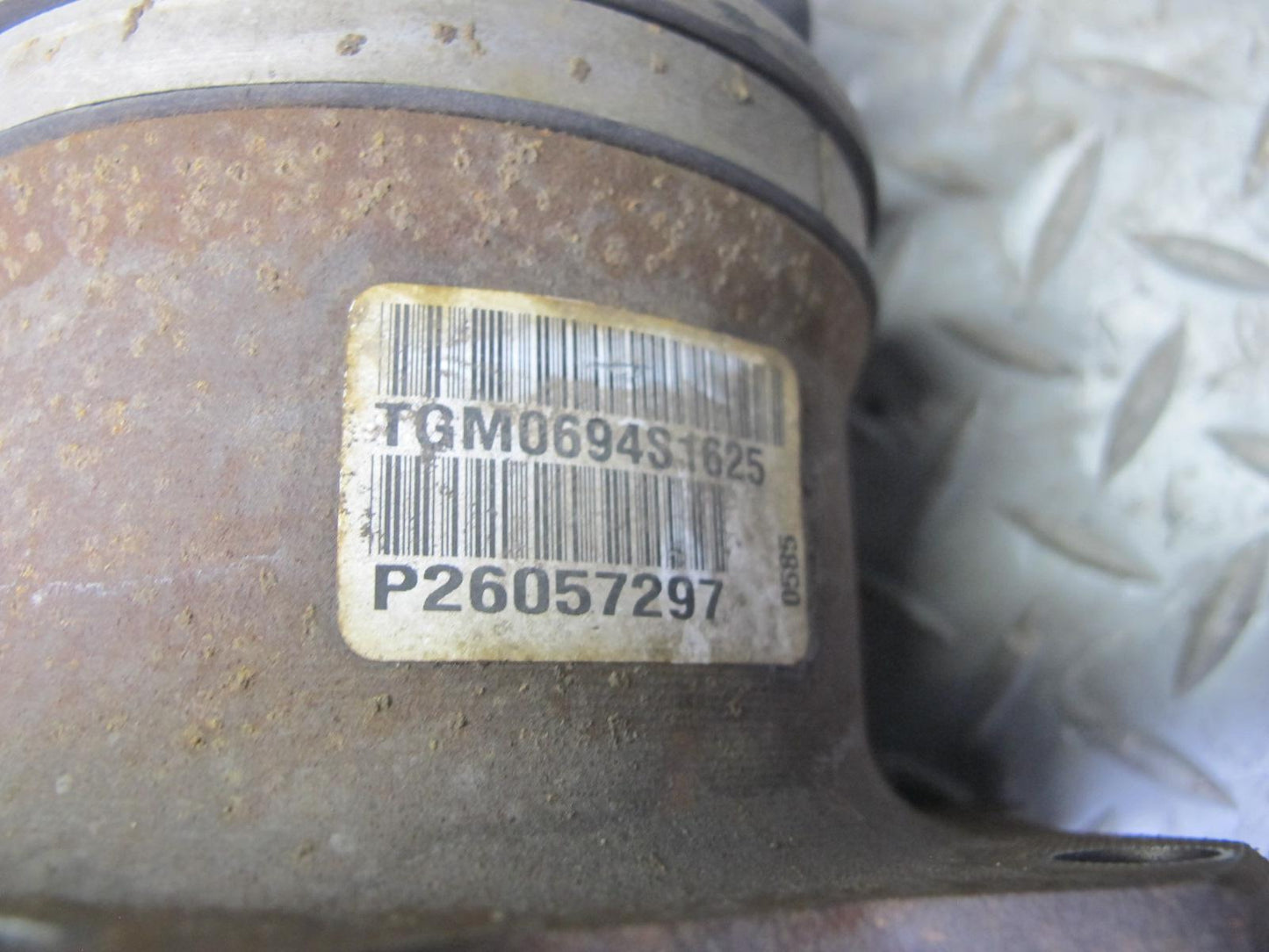 2003-2007 Hummer H2 AWD Front Right Passenger Side Suspension Axle Shaft