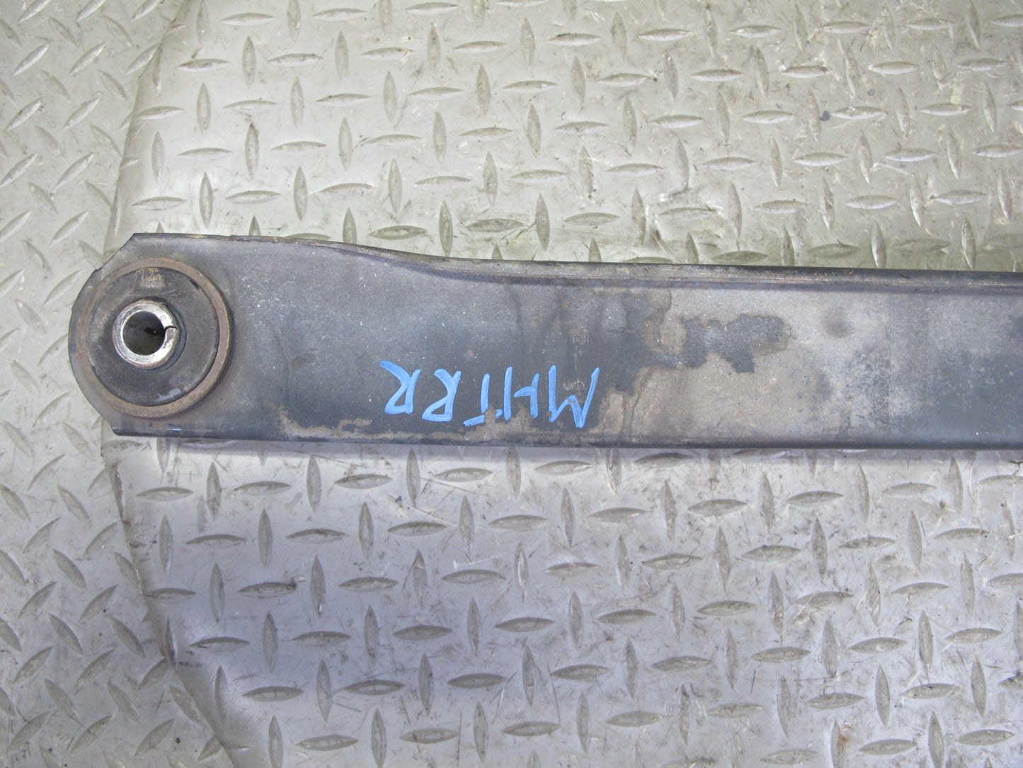 2003-2009 Hummer H2 Rear Left & Right Side Lower Control Arm Set of 2