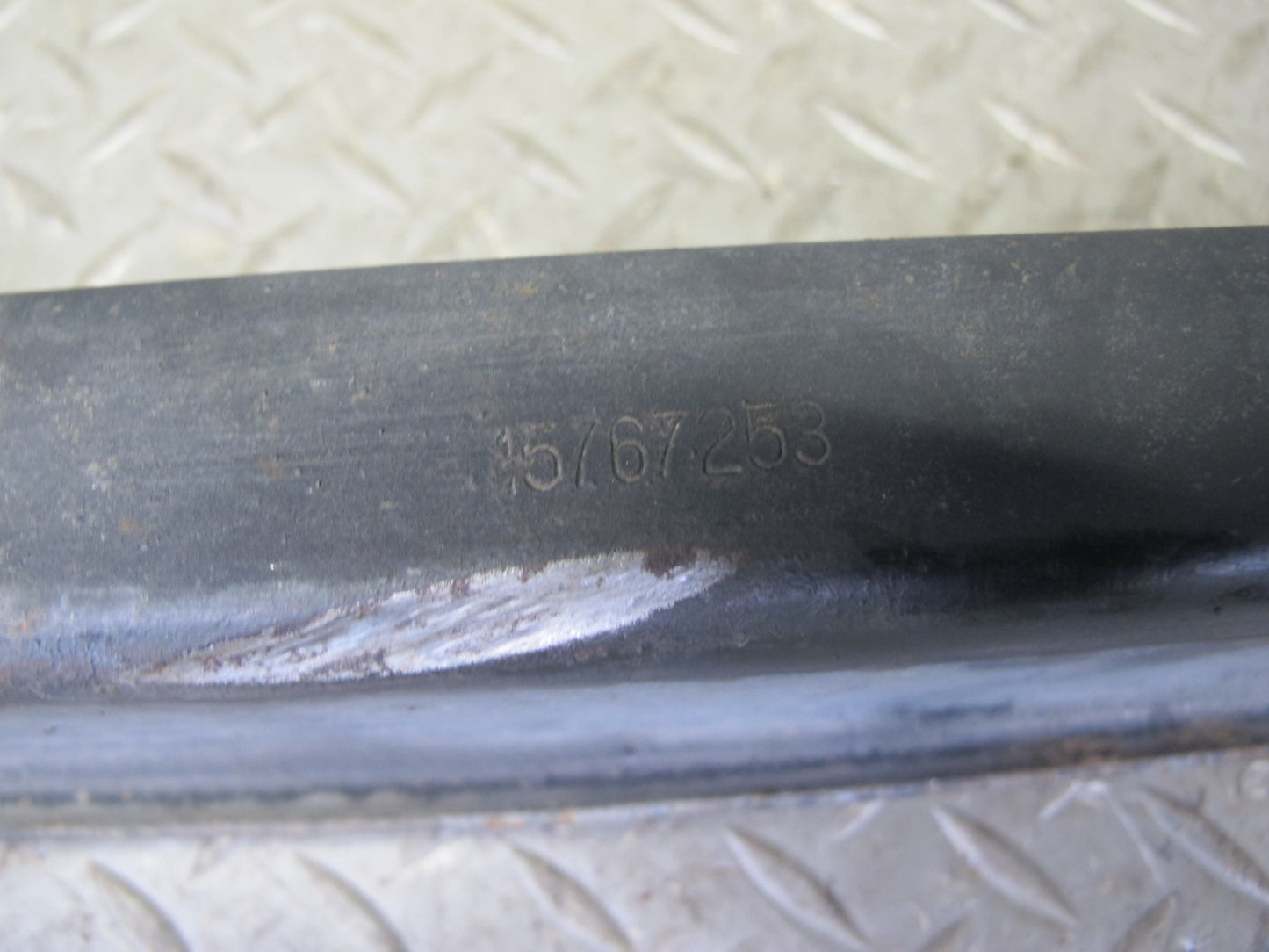 2003-2009 Hummer H2 Rear Left & Right Side Lower Control Arm Set of 2