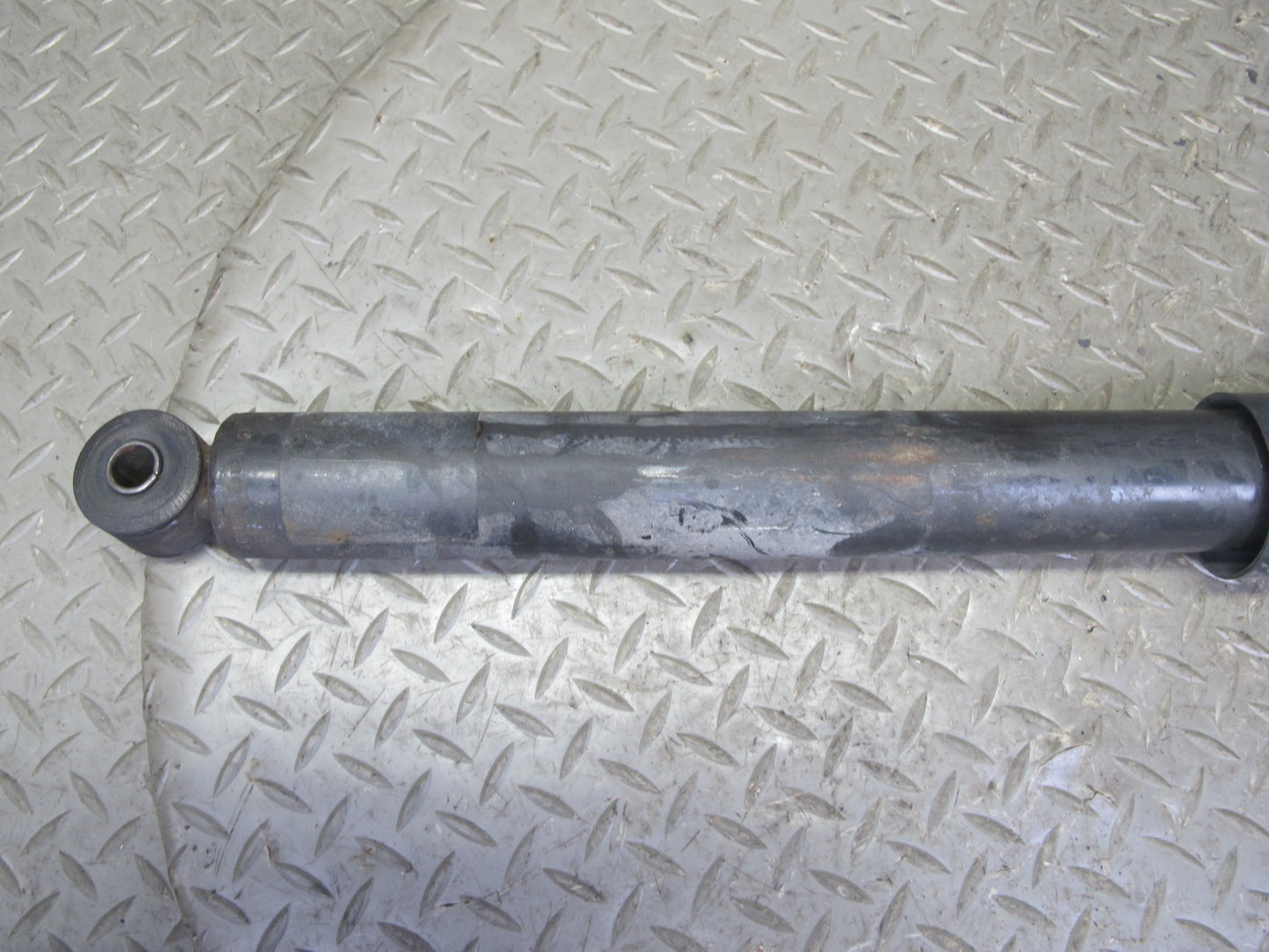 2003-2009 Hummer H2 Rear Left & Right Side Strut Shock Absorber Set of 2