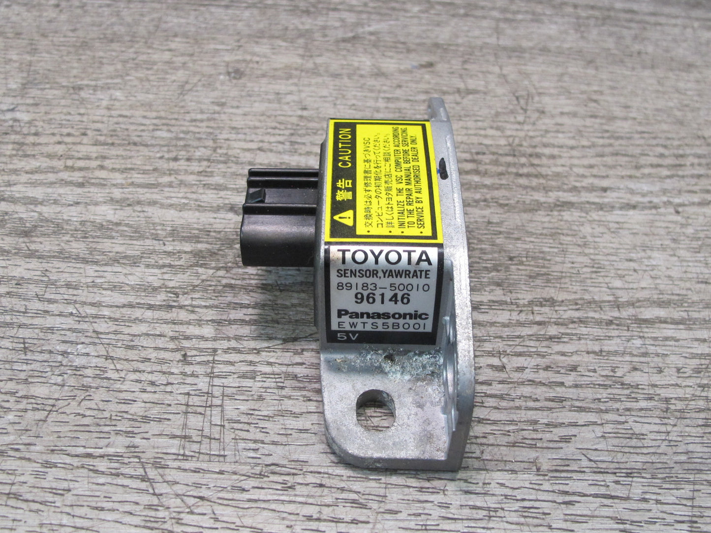 98-00 Lexus UCF20L LS400 YAW Turn Rate Sensor Module 89183-50010 OEM