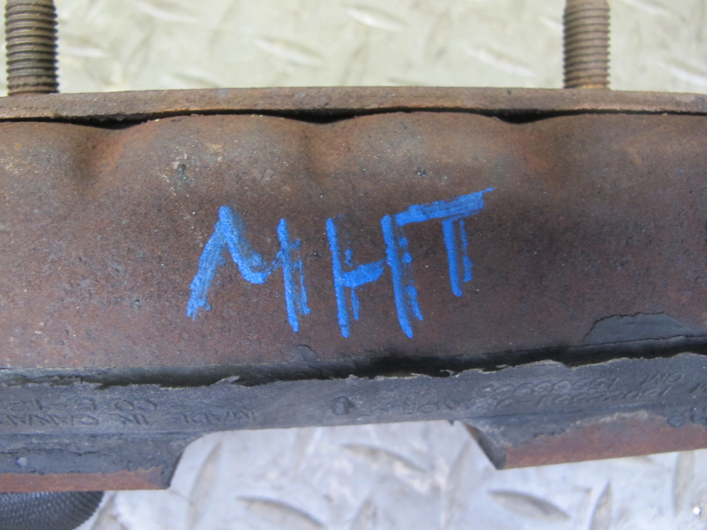 2003-2009 Hummer H2 Automatic Transmission Rear Support Mount Bracket