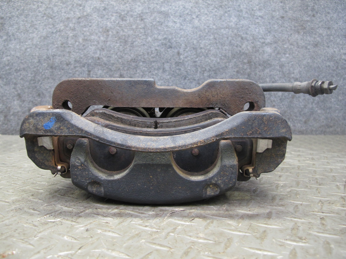 2003-2009 Hummer H2 AWD Rear Left & Right Side Brake Caliper Set of 2