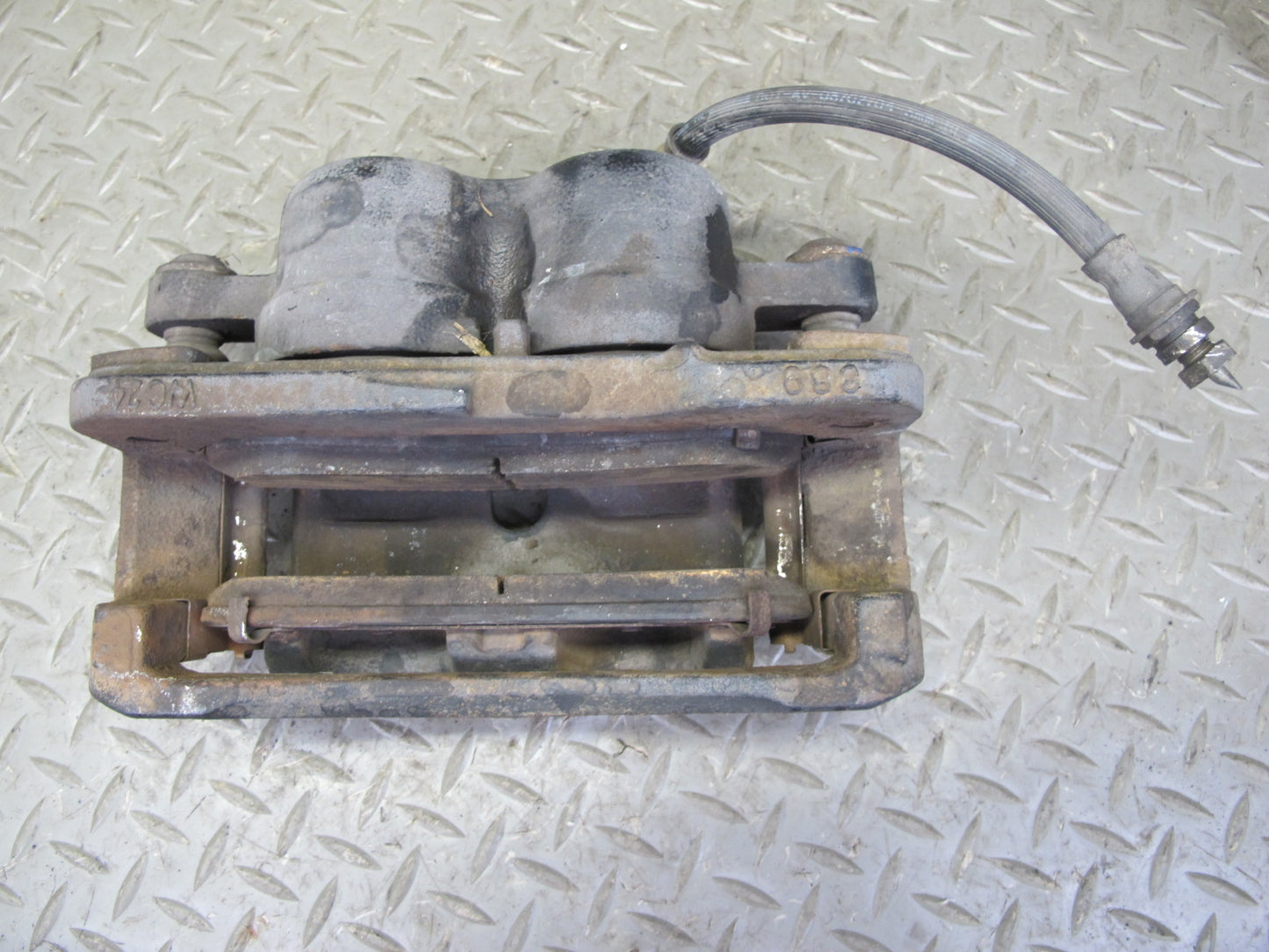 2003-2009 Hummer H2 AWD Rear Left & Right Side Brake Caliper Set of 2