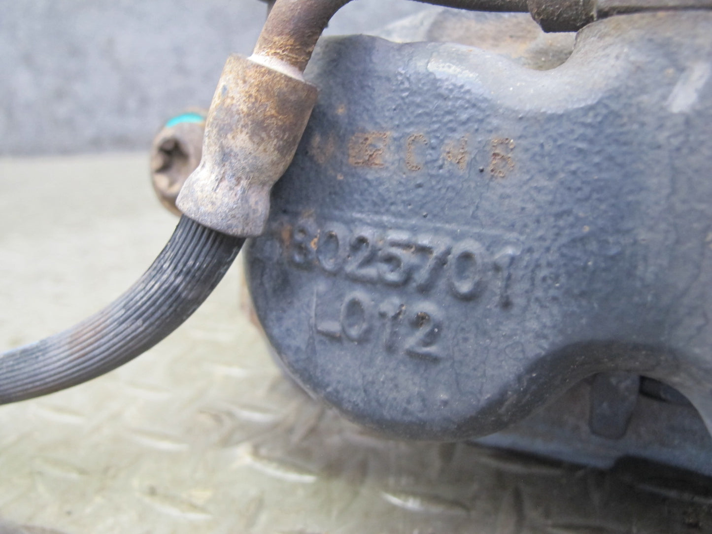 2003-2009 Hummer H2 AWD Rear Left & Right Side Brake Caliper Set of 2