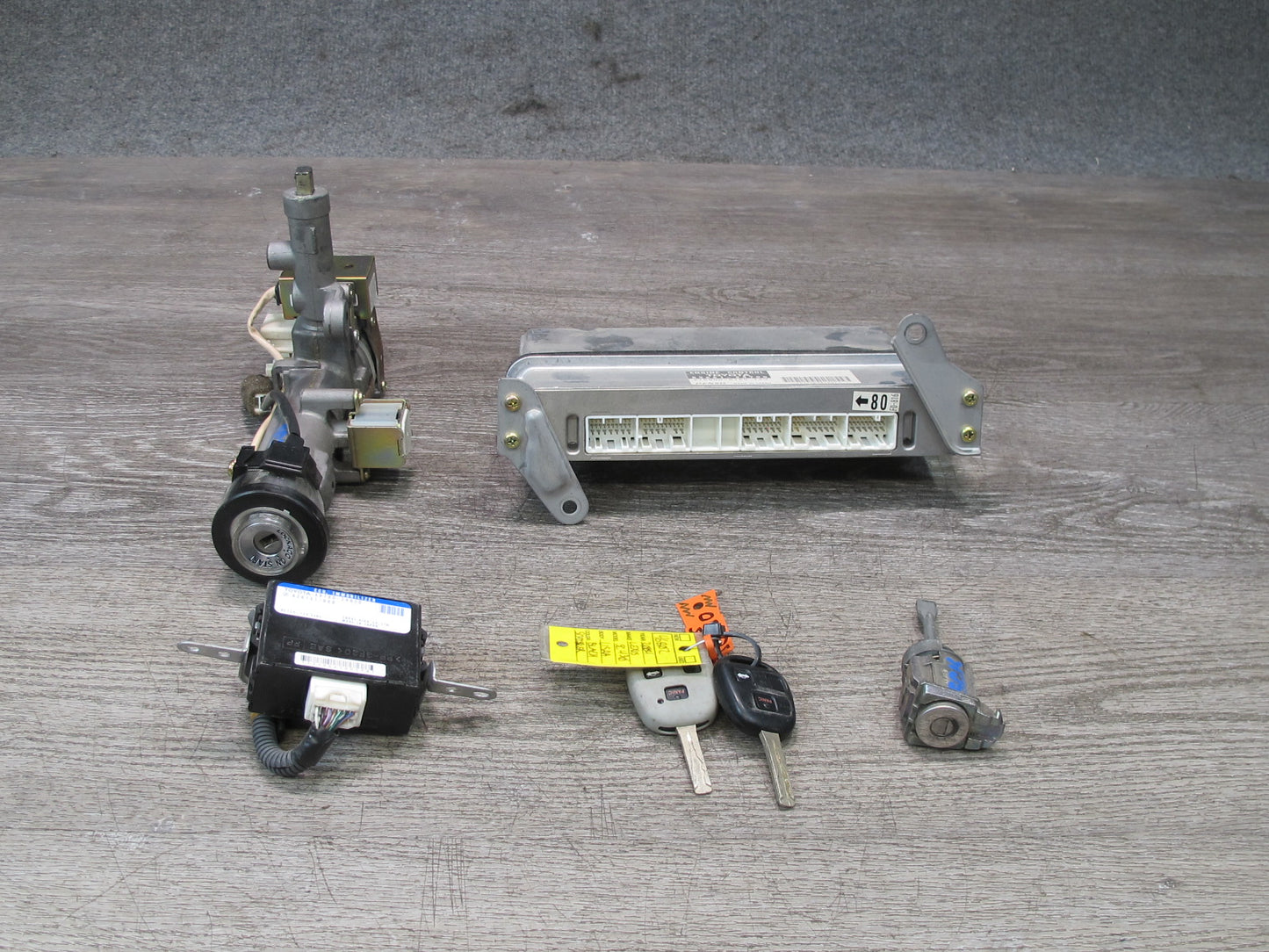 04-05 Lexus UZZ40L SC430 3UZFE Engine ECU ECM Ignition  Switch Lock KEY Set OEM