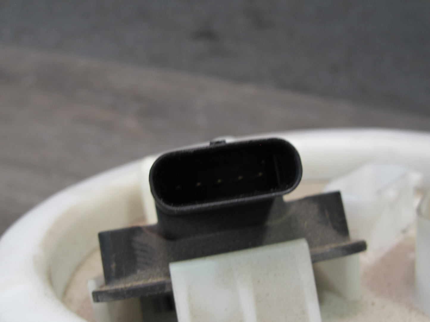 2014 BMW F25 X3 N20 Fuel Pump Level Sensor Assembly OEM