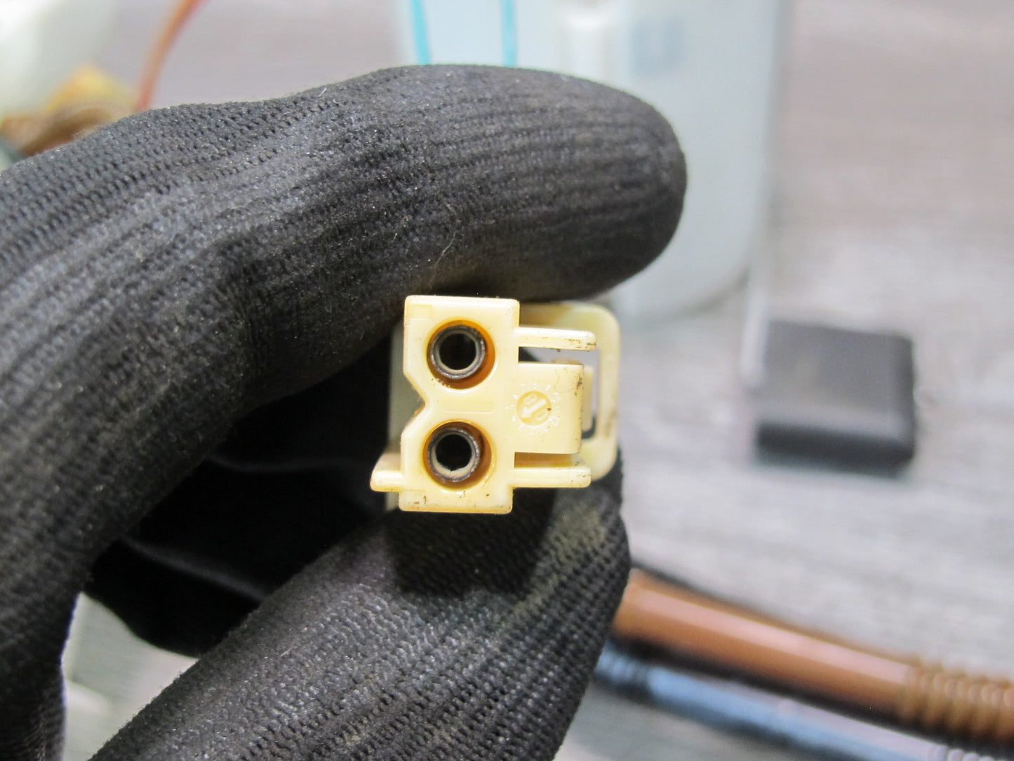 08-13 BMW E82 E88 135i N54 Set of 2 Fuel Pump Level Sensor Sending Unit OEM