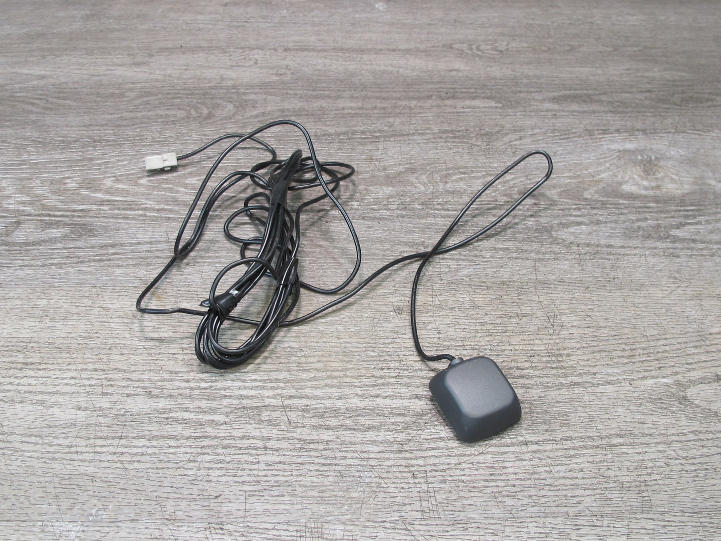 98-00 Lexus UCF20L LS400 GPS Navigation Antenna Module OEM