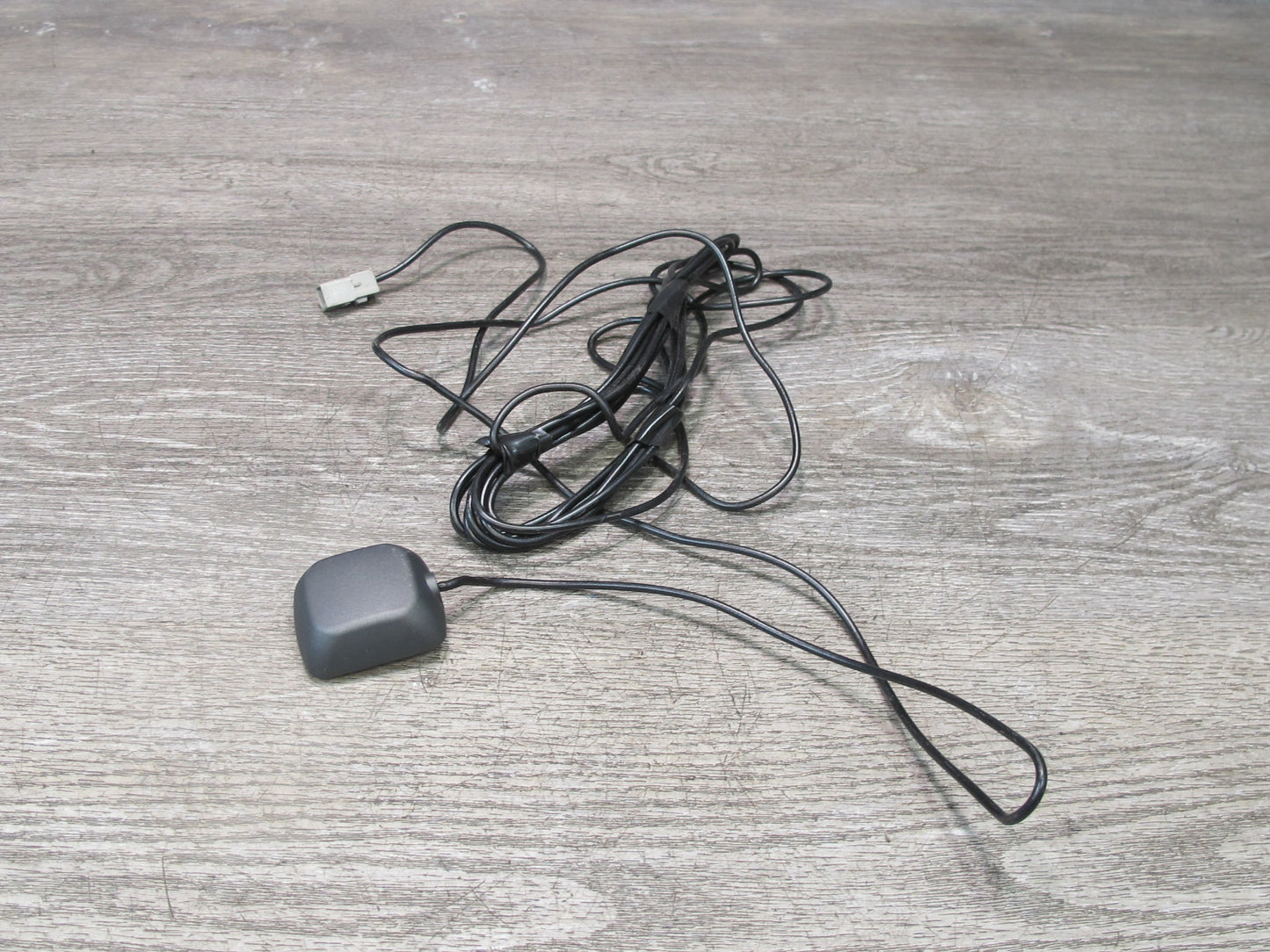 98-00 Lexus UCF20L LS400 GPS Navigation Antenna Module OEM