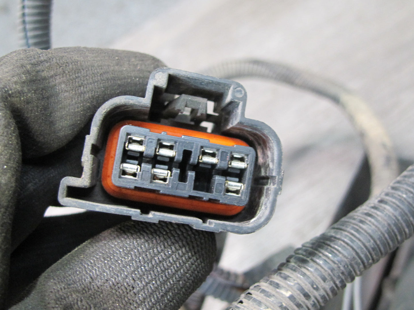 2003-2004 Hummer H2 Rear Right Passenger Side Tail Light Lamp