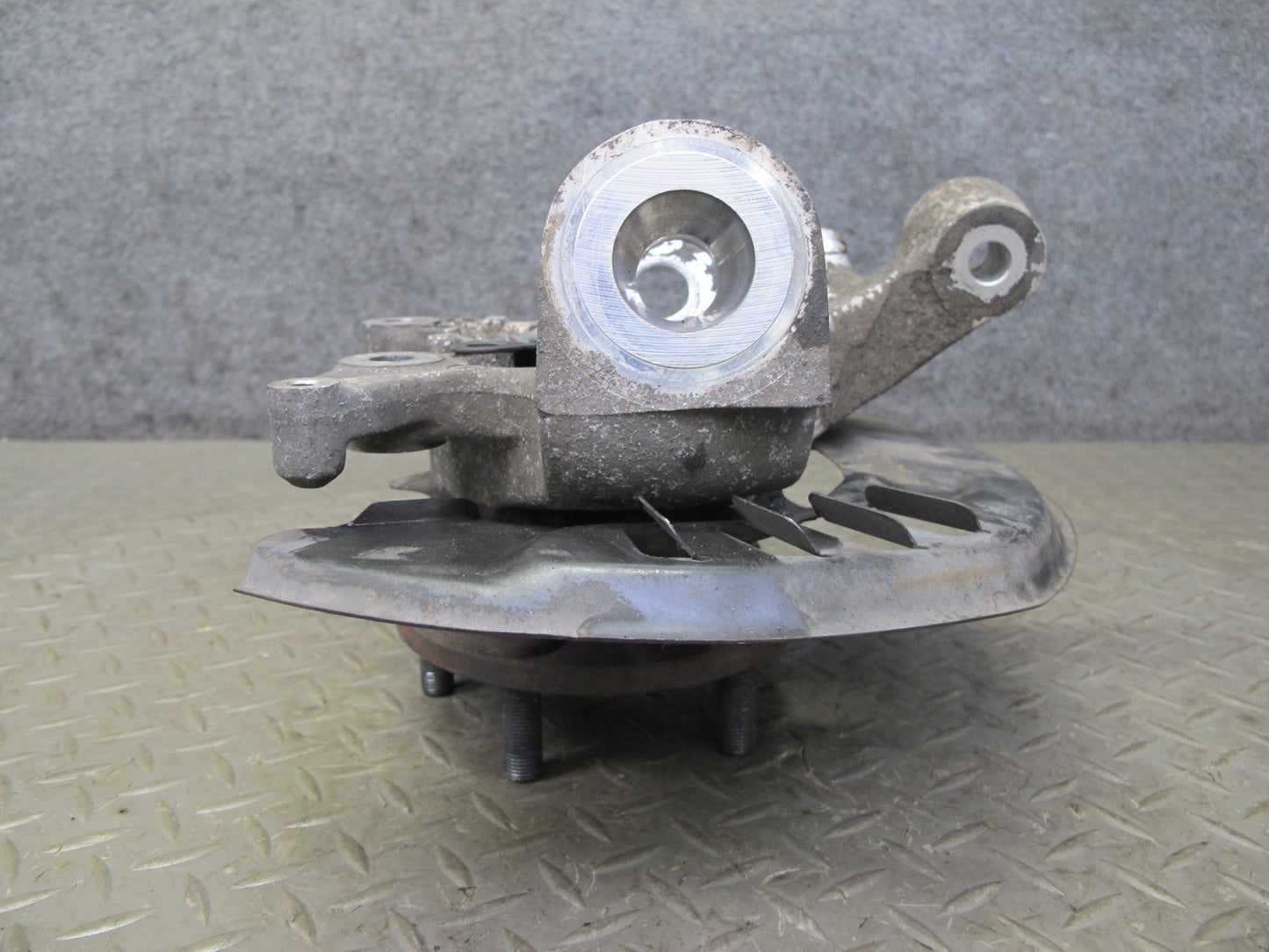 1991 Nissan Z32 300ZX Turbo Front Left Spindle Knuckle Wheel Hub Bearing OEM