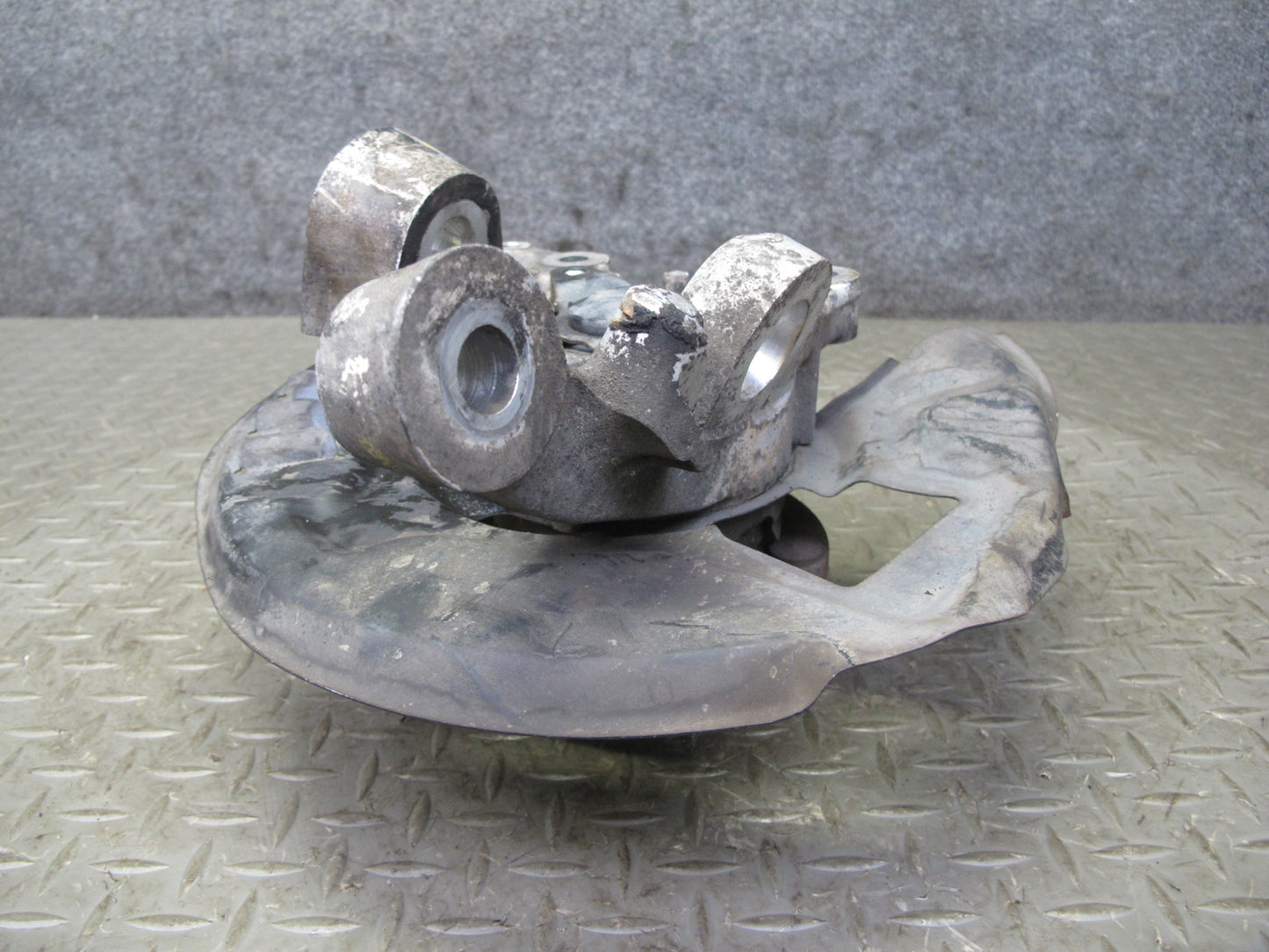 1991 Nissan Z32 300ZX Turbo Front Left Spindle Knuckle Wheel Hub Bearing OEM