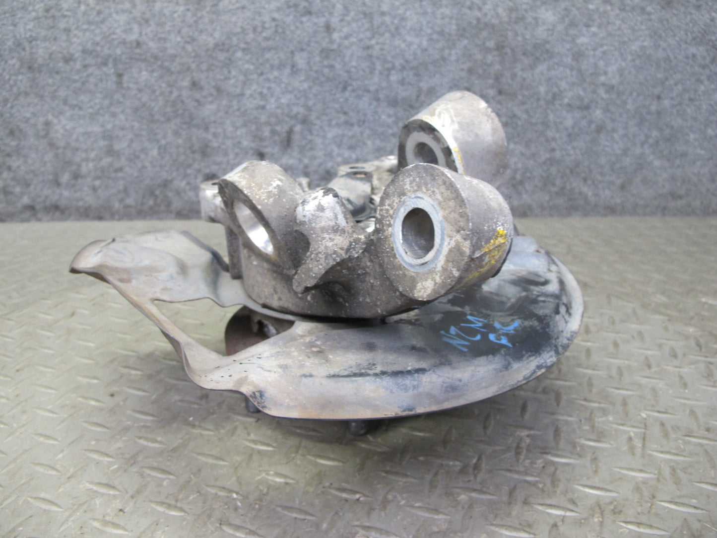 1991 Nissan Z32 300ZX Turbo Front Right Spindle Knuckle Wheel Hub Bearing OEM