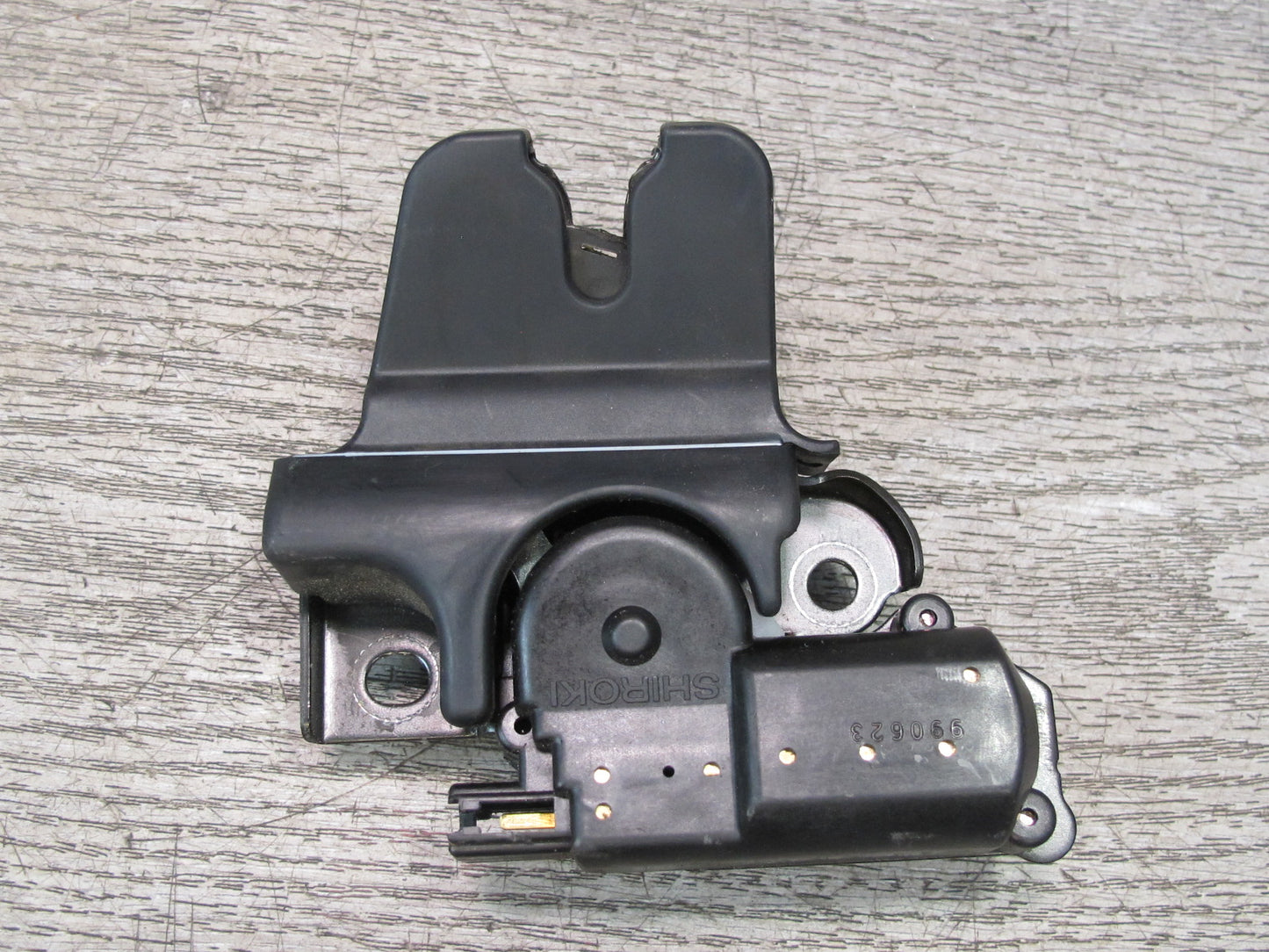 98-00 Lexus UCF20 LS400 Trunk Lock Latch & Lock Latch Striker Set OEM