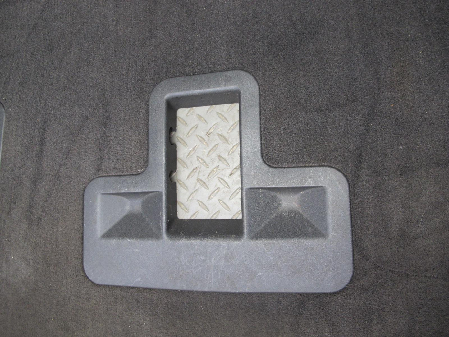 2008-2009 Hummer H2 Rear Trunk Cargo Floor MAT Carpet Liner Cover