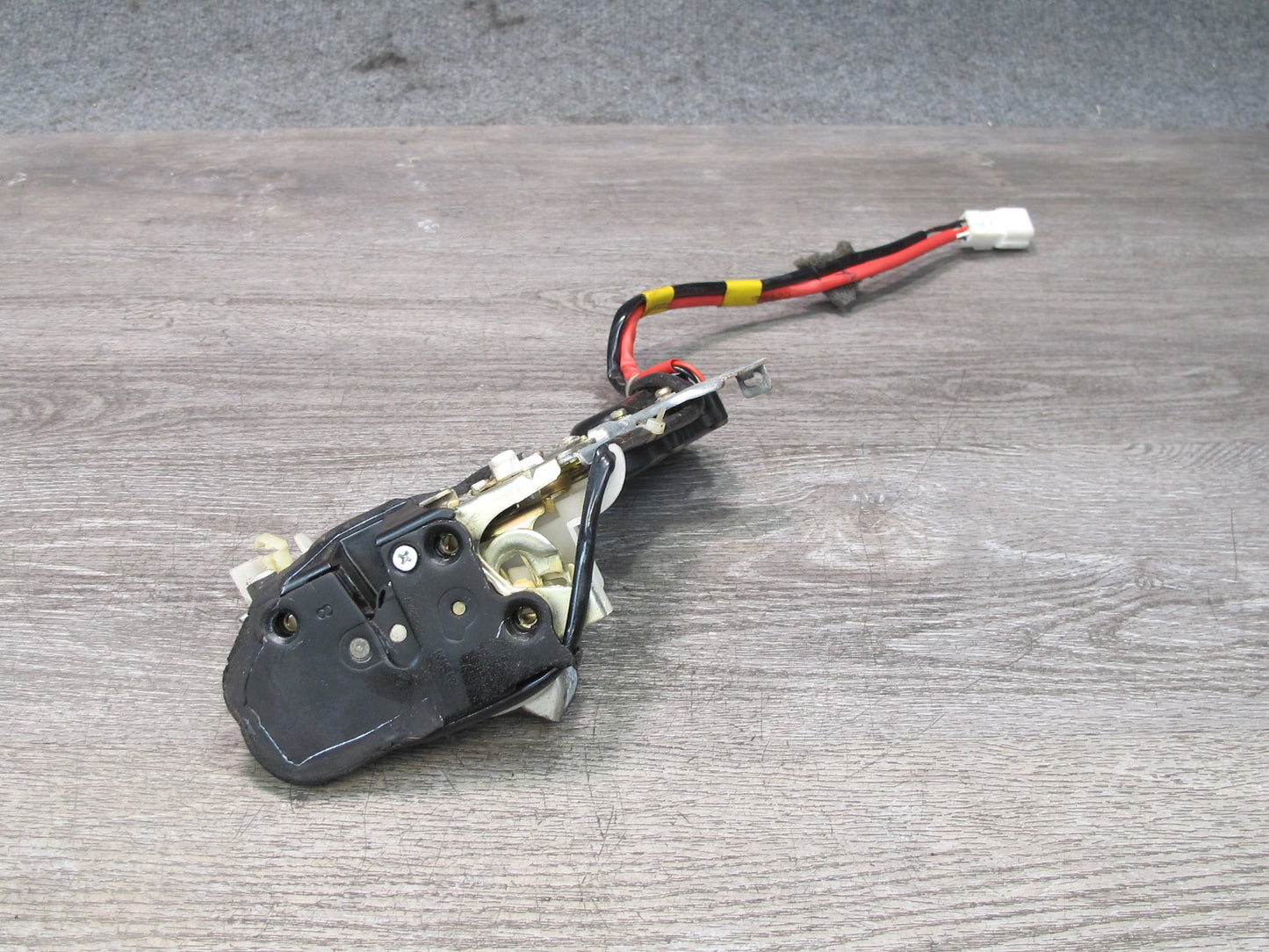 98-00 Lexus UCF20L LS400 Rear Left Door Lock Latch Actuator OEM