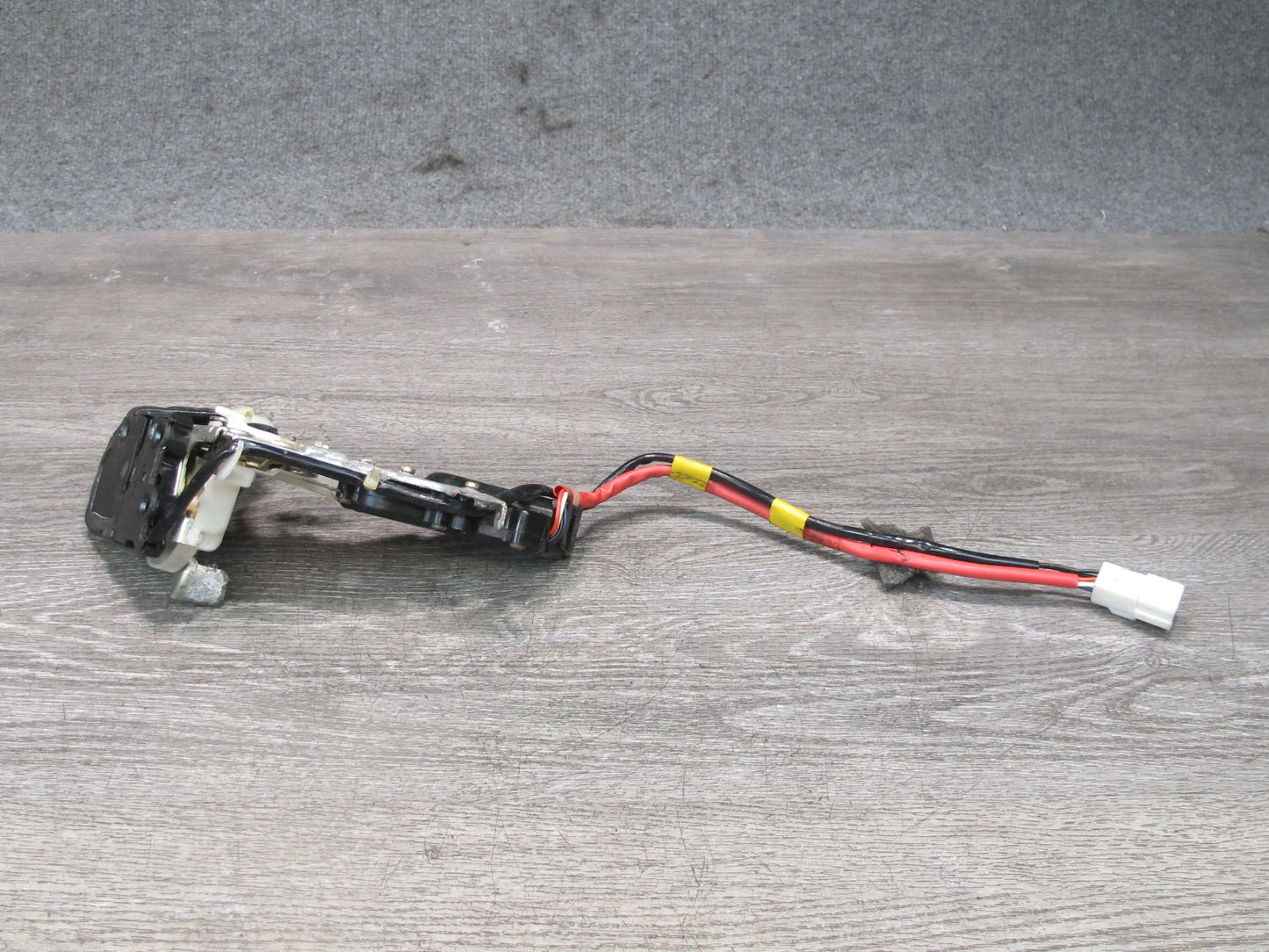 98-00 Lexus UCF20L LS400 Rear Left Door Lock Latch Actuator OEM
