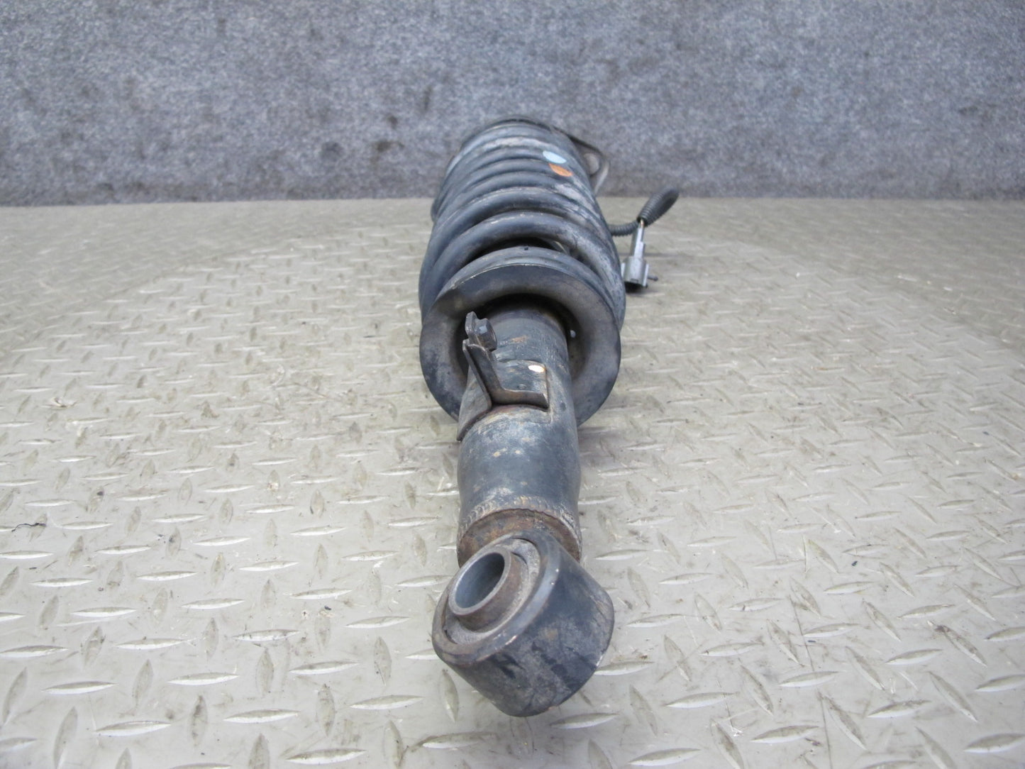 90-96 Nissan Z32 300ZX Turbo Set of 2 Front Strut Shock Absorber w Actuators OEM