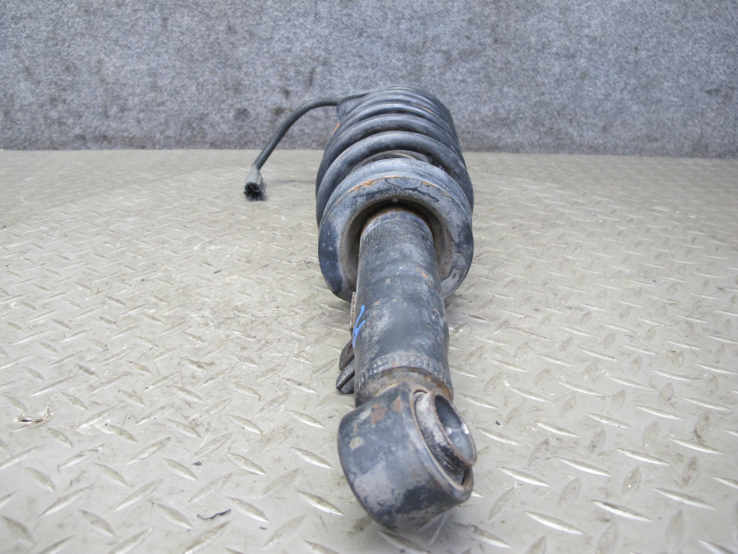 90-96 Nissan Z32 300ZX Turbo Set of 2 Front Strut Shock Absorber w Actuators OEM