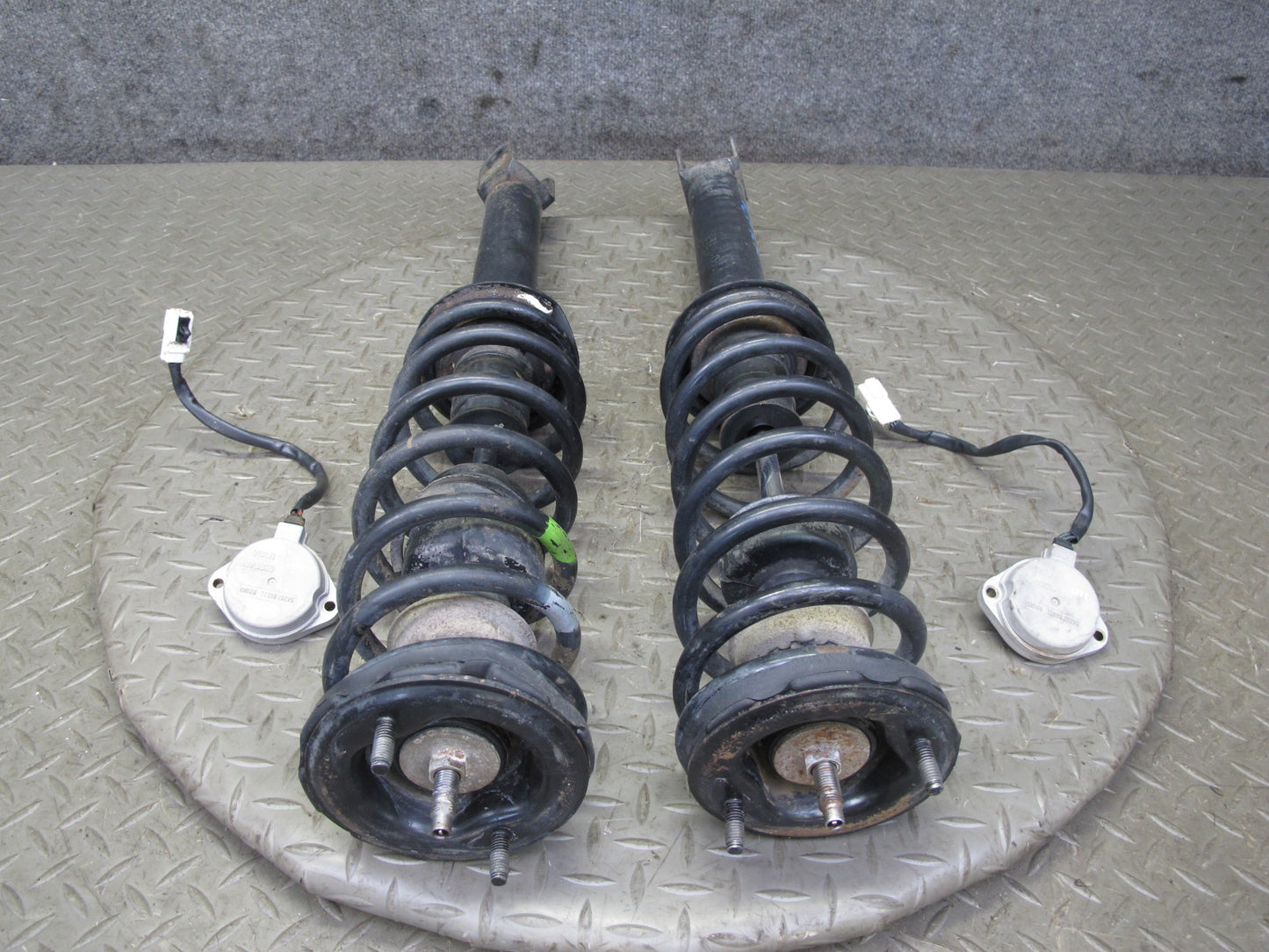 90-96 Nissan Z32 300ZX Turbo Set of 2 Rear Strut Shock Absorber w Actuators OEM