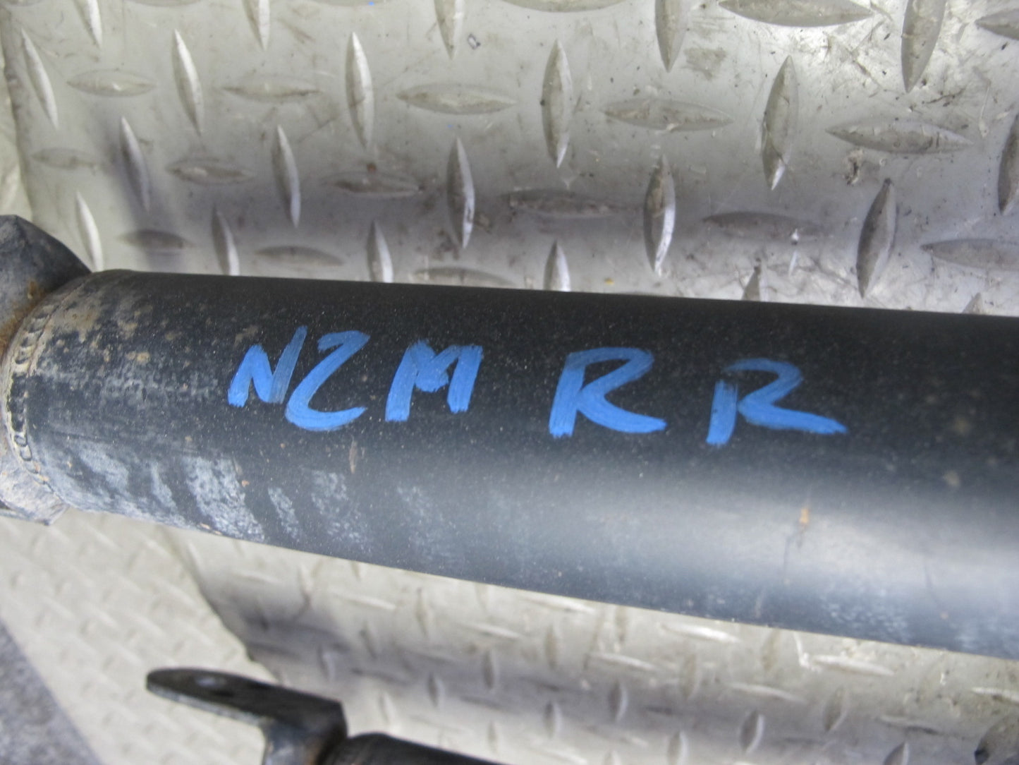 90-96 Nissan Z32 300ZX Turbo Set of 2 Rear Strut Shock Absorber w Actuators OEM