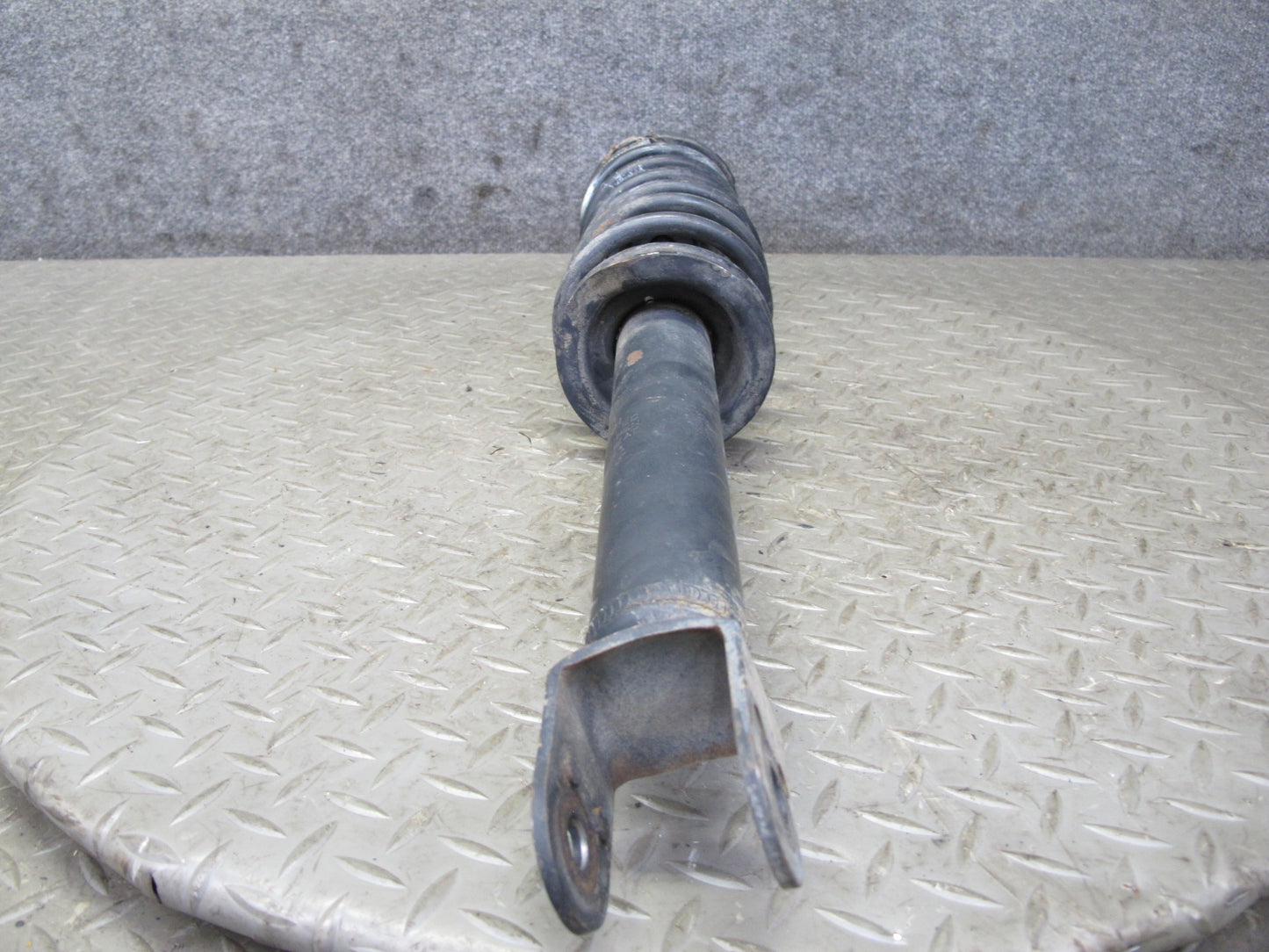 90-96 Nissan Z32 300ZX Turbo Set of 2 Rear Strut Shock Absorber w Actuators OEM