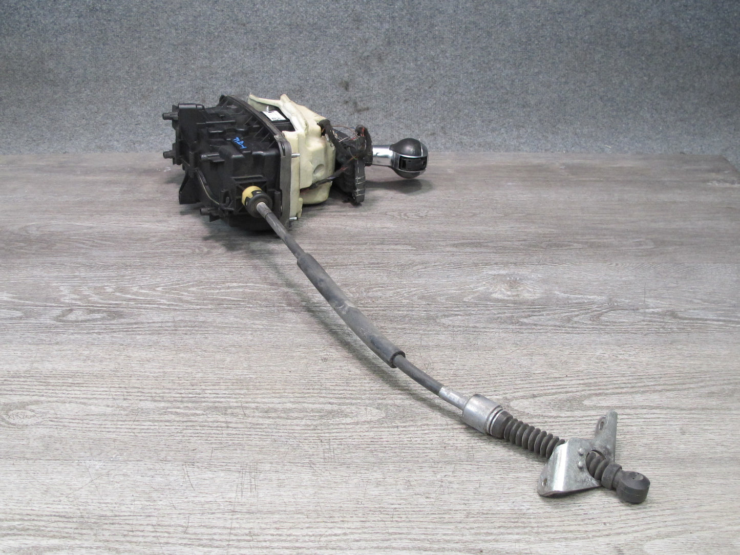 13-16 Audi B8 S4 AWD A/T Automatic Transmission Shifter w Cable 8K1713041AC OEM