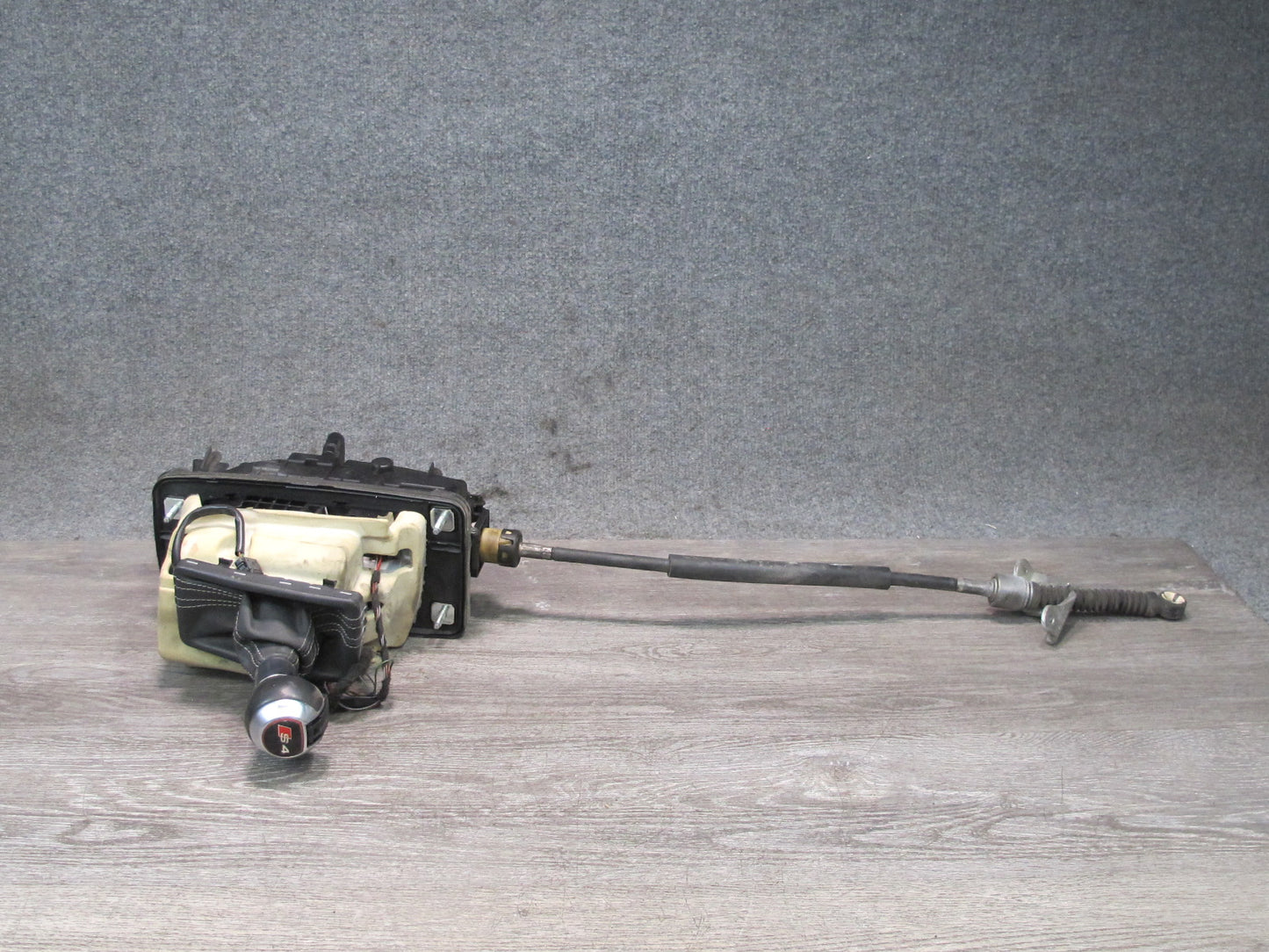 13-16 Audi B8 S4 AWD A/T Automatic Transmission Shifter w Cable 8K1713041AC OEM