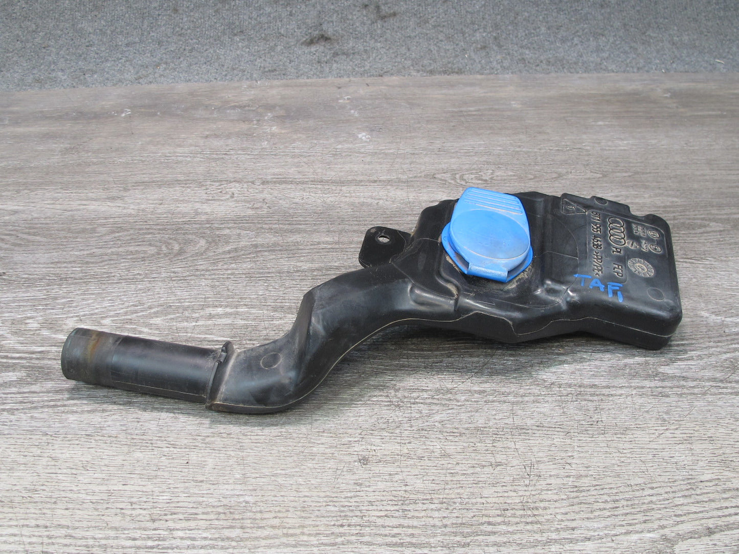 10-16 Audi B8 A4 S4 Windshield Washer Reservoir Filler Neck 8T1955463B OEM