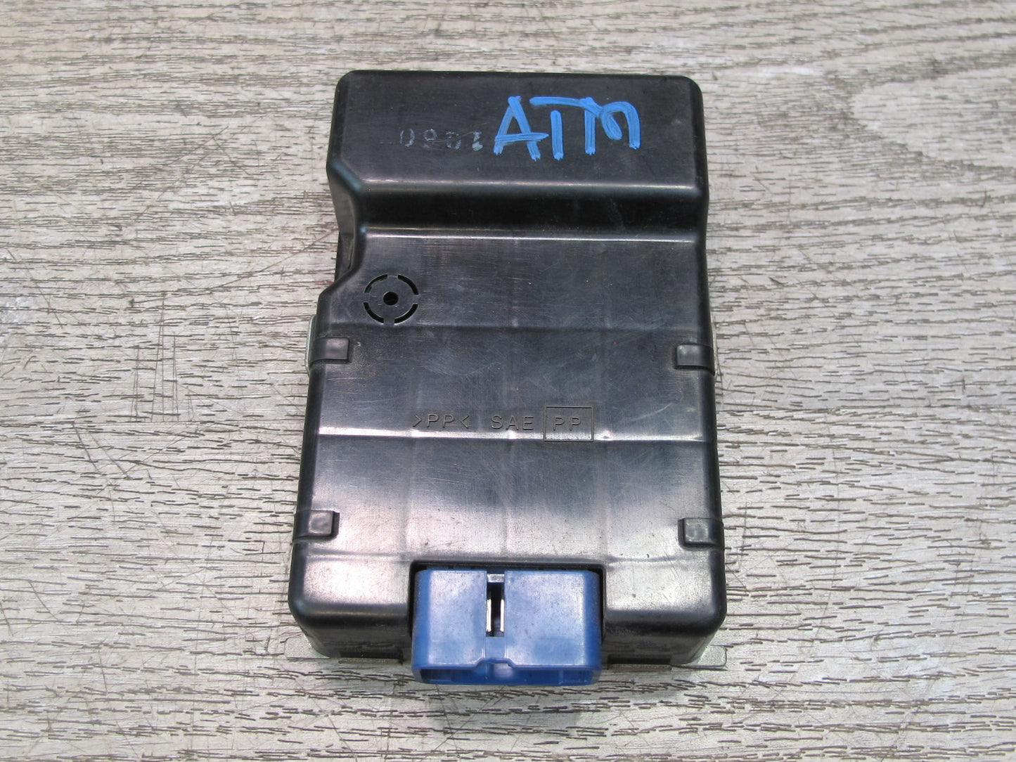 96-98 Toyota MARK2 JZX100 Comfort Control Module OEM