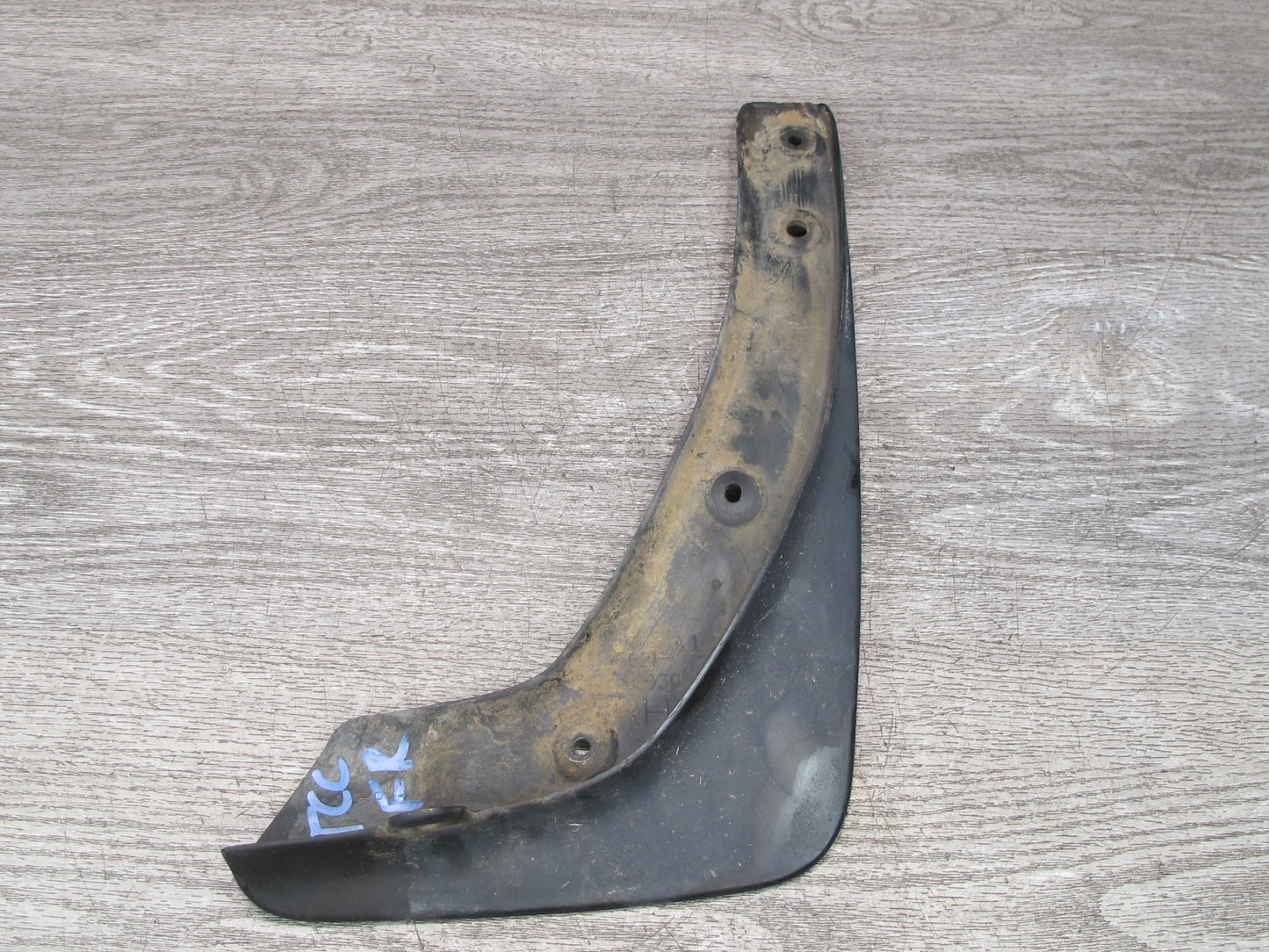 95-00 Toyota Celsior Lexus LS400 UCF20 Front Left & Right MUD Flap Guard Set OEM