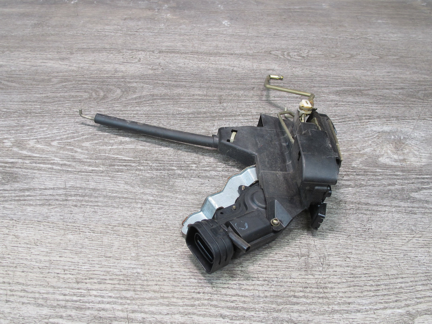 96-00 Toyota MARK2 JZX100 Tourer Front Left Door Lock Latch Actuator OEM