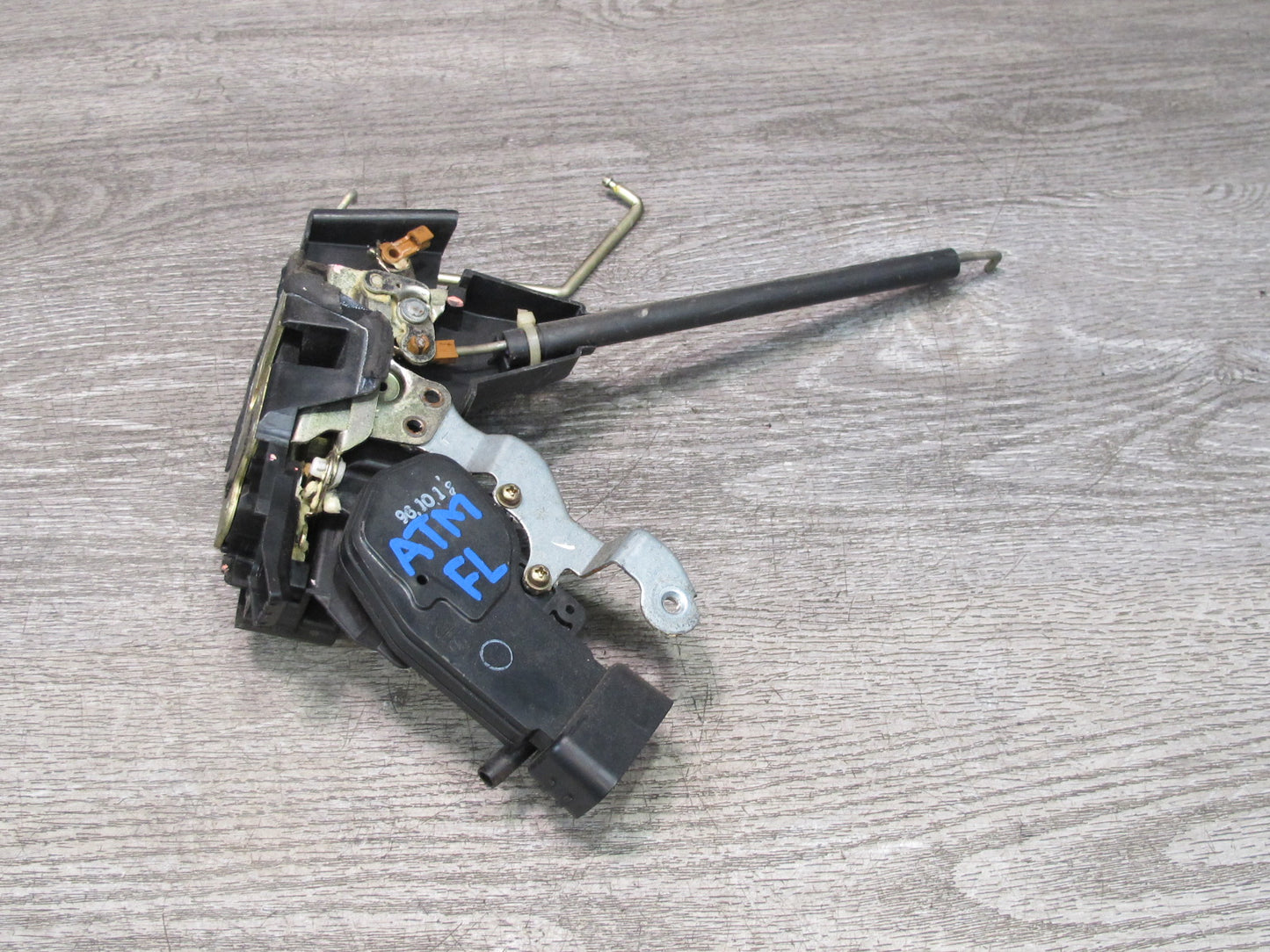 96-00 Toyota MARK2 JZX100 Tourer Front Left Door Lock Latch Actuator OEM