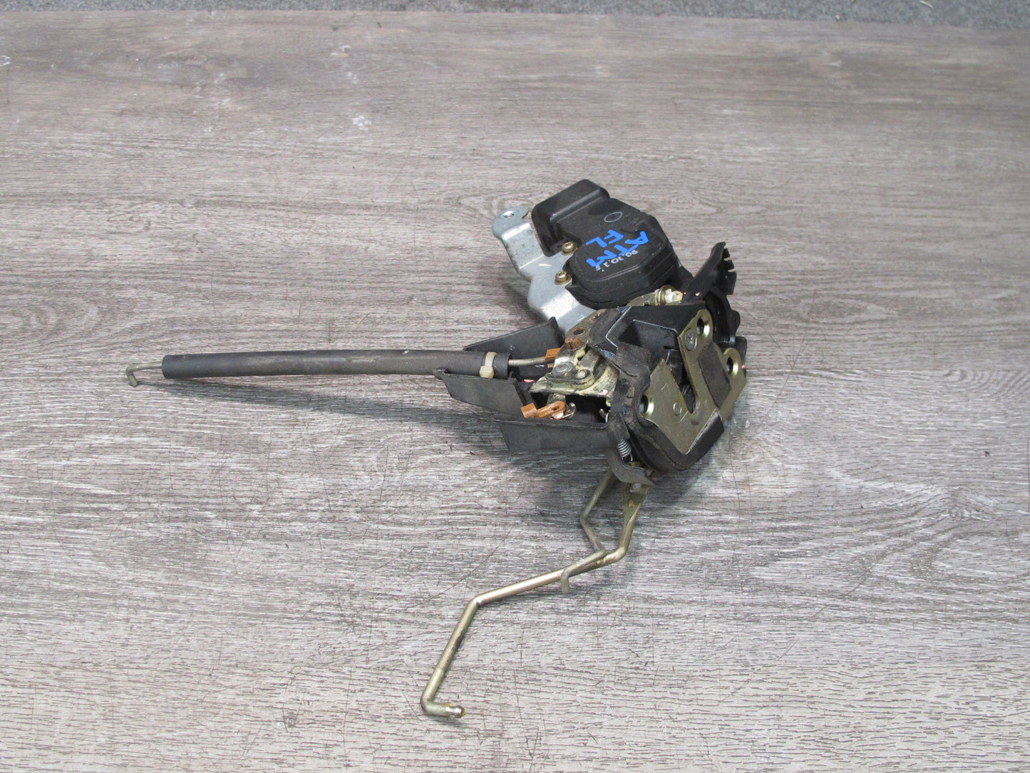 96-00 Toyota MARK2 JZX100 Tourer Front Left Door Lock Latch Actuator OEM