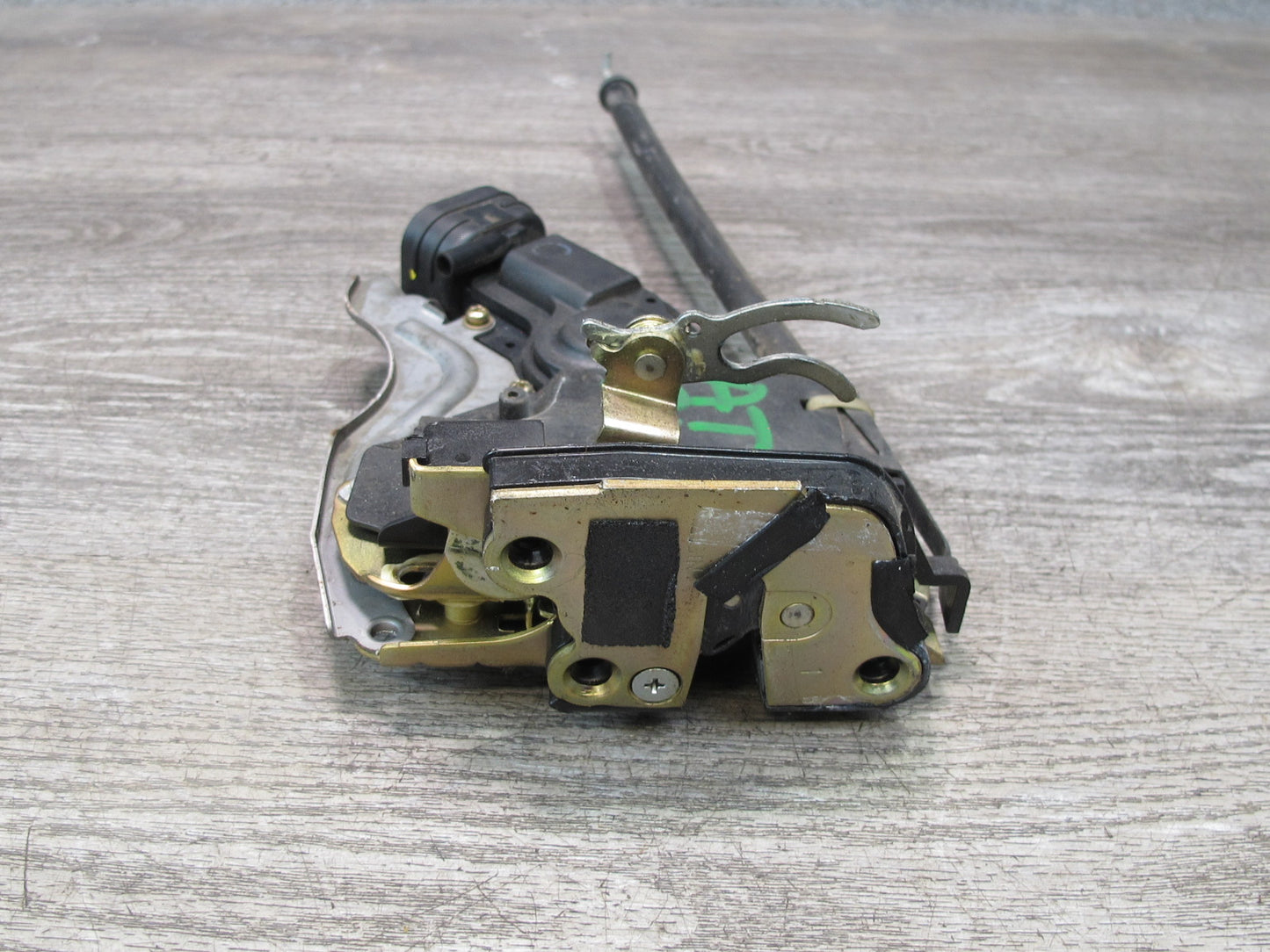 96-00 Toyota MARK2 JZX100 Tourer Rear Left Door Lock Latch Actuator OEM