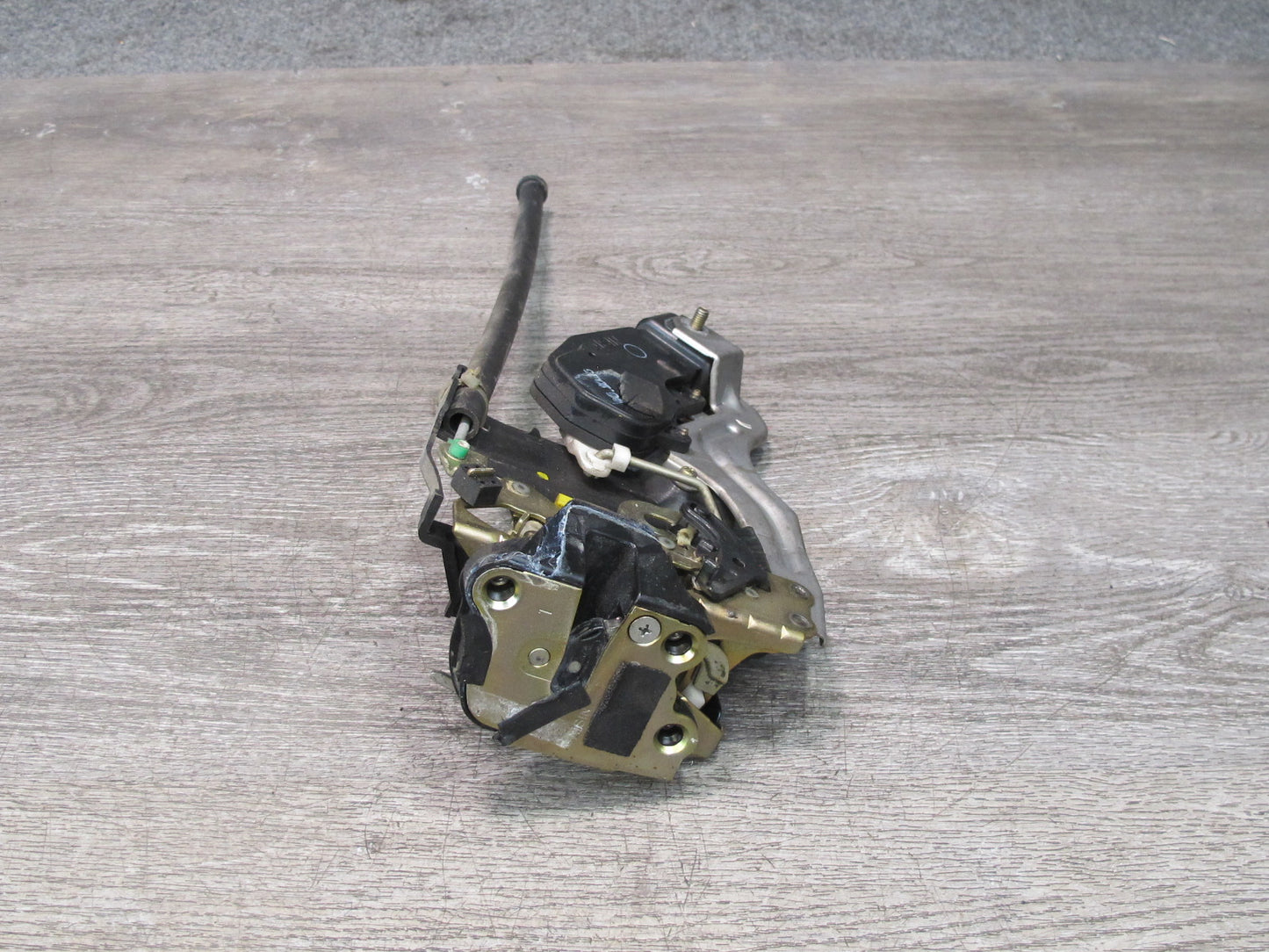 96-00 Toyota MARK2 JZX100 Tourer Rear Left Door Lock Latch Actuator OEM