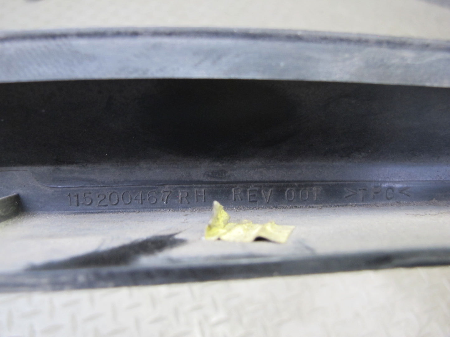 2003-2009 Hummer H2 Front Left & Right Upper Fender Flare Wheel Arch Molding Set