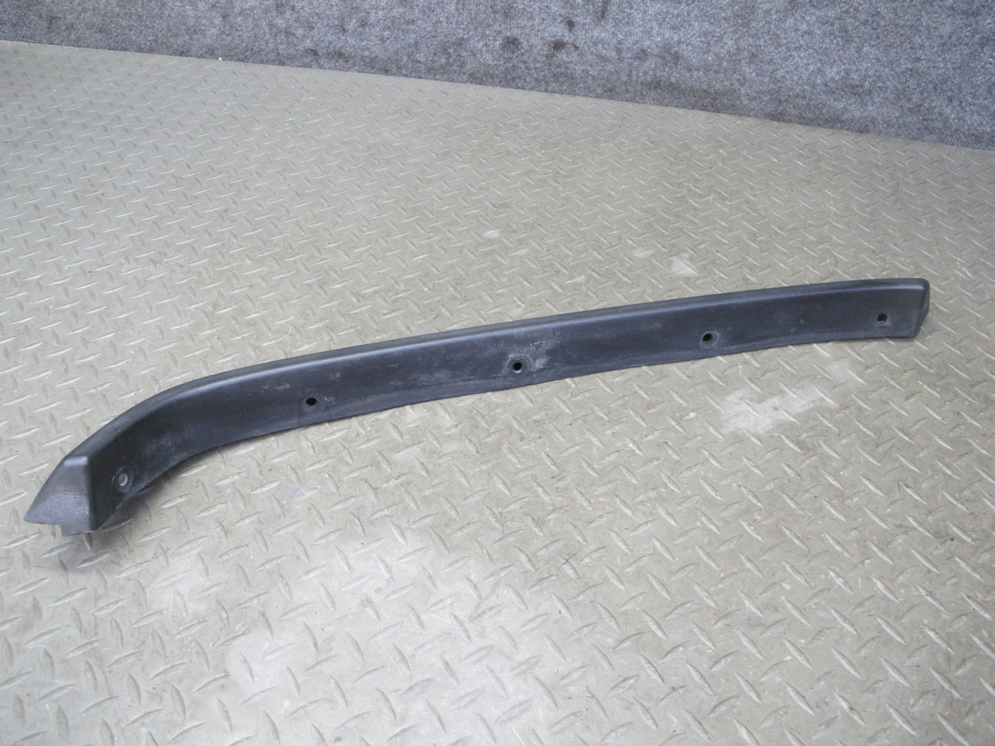 2003-2009 Hummer H2 Front Left & Right Upper Fender Flare Wheel Arch Molding Set