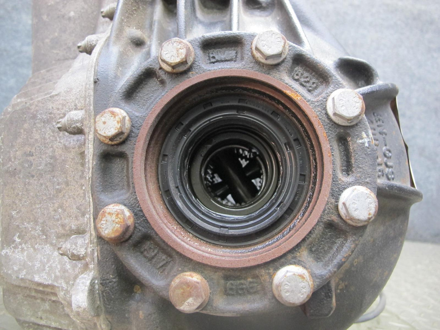 2012-2018 BMW F12 F13 M6 S63T RWD DCT Locking Rear Differential Carrier 3.15 70K