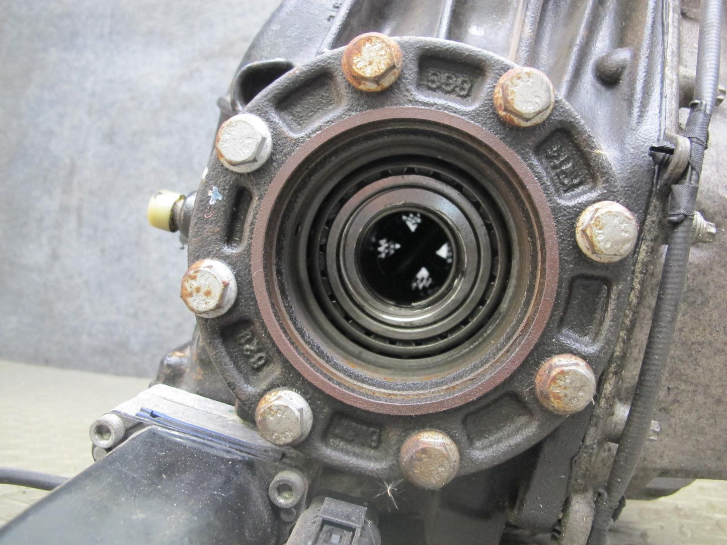 2012-2018 BMW F12 F13 M6 S63T RWD DCT Locking Rear Differential Carrier 3.15 70K