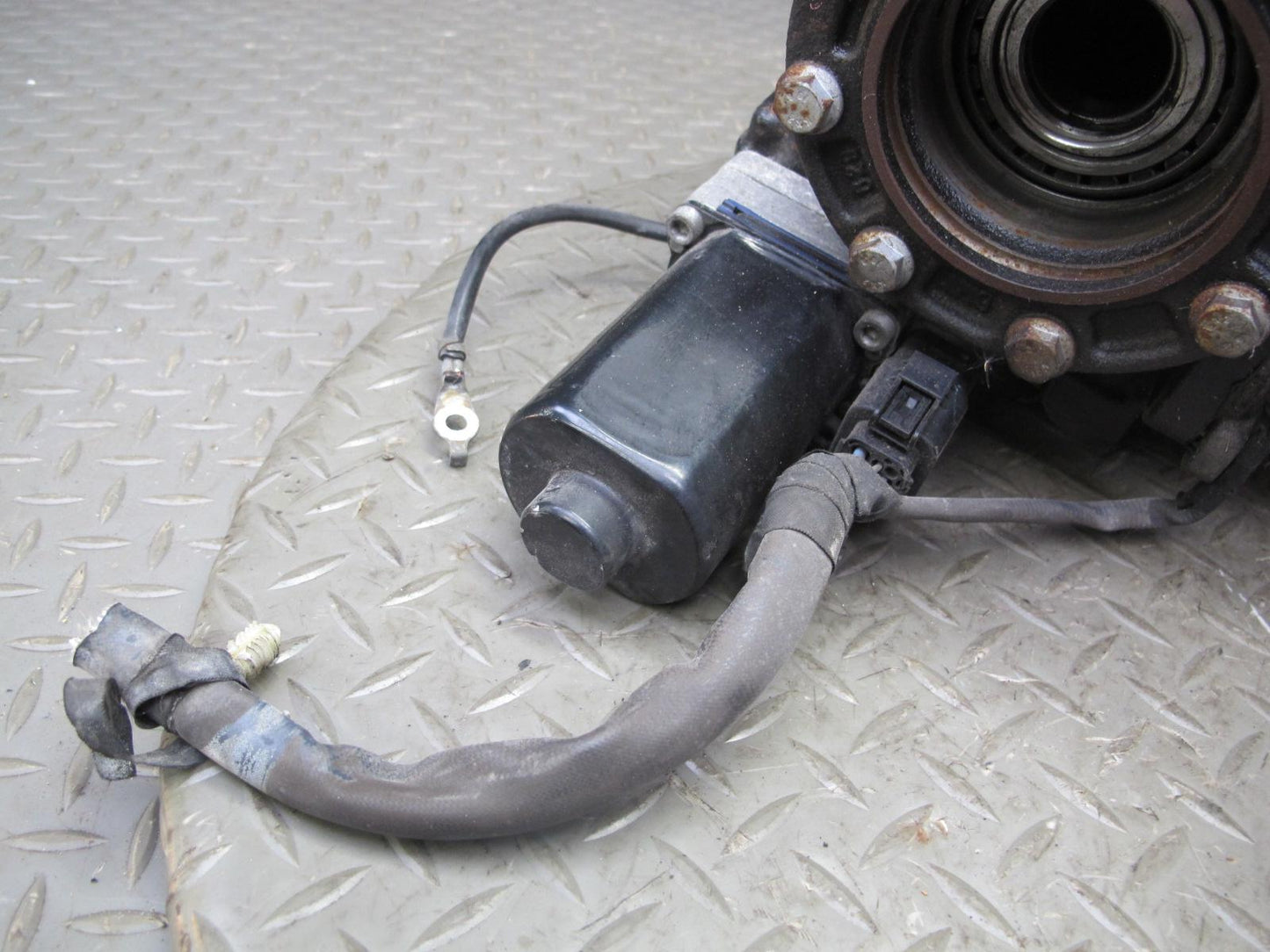 2012-2018 BMW F12 F13 M6 S63T RWD DCT Locking Rear Differential Carrier 3.15 70K