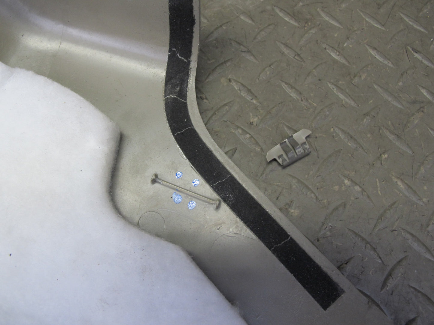 2003-2004 Hummer H2 Rear Right & Left Side C Pillar Trim Cover Panel Set