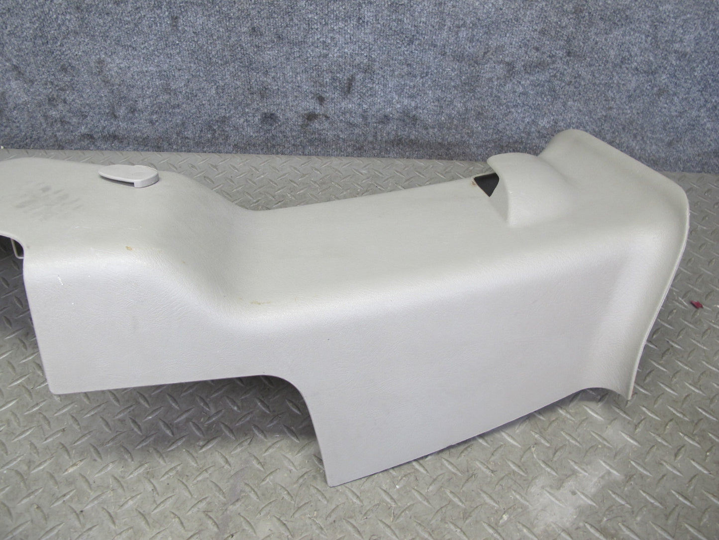 2003-2004 Hummer H2 Rear Right & Left Side C Pillar Trim Cover Panel Set