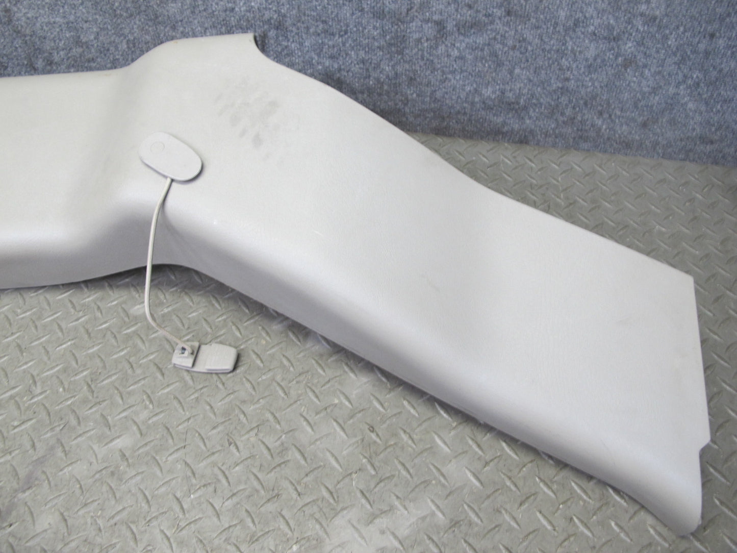 2003-2004 Hummer H2 Rear Right & Left Side C Pillar Trim Cover Panel Set