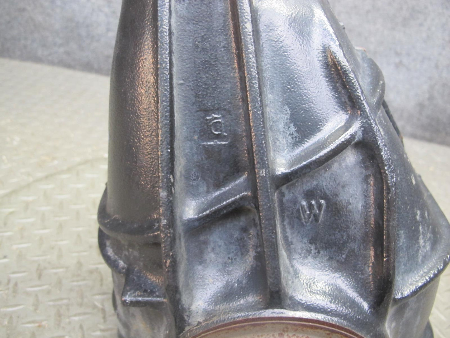 95-97 Toyota Celsior UCF20 Rear Differential Carrier 3.916 Ratio 43K Miles OEM