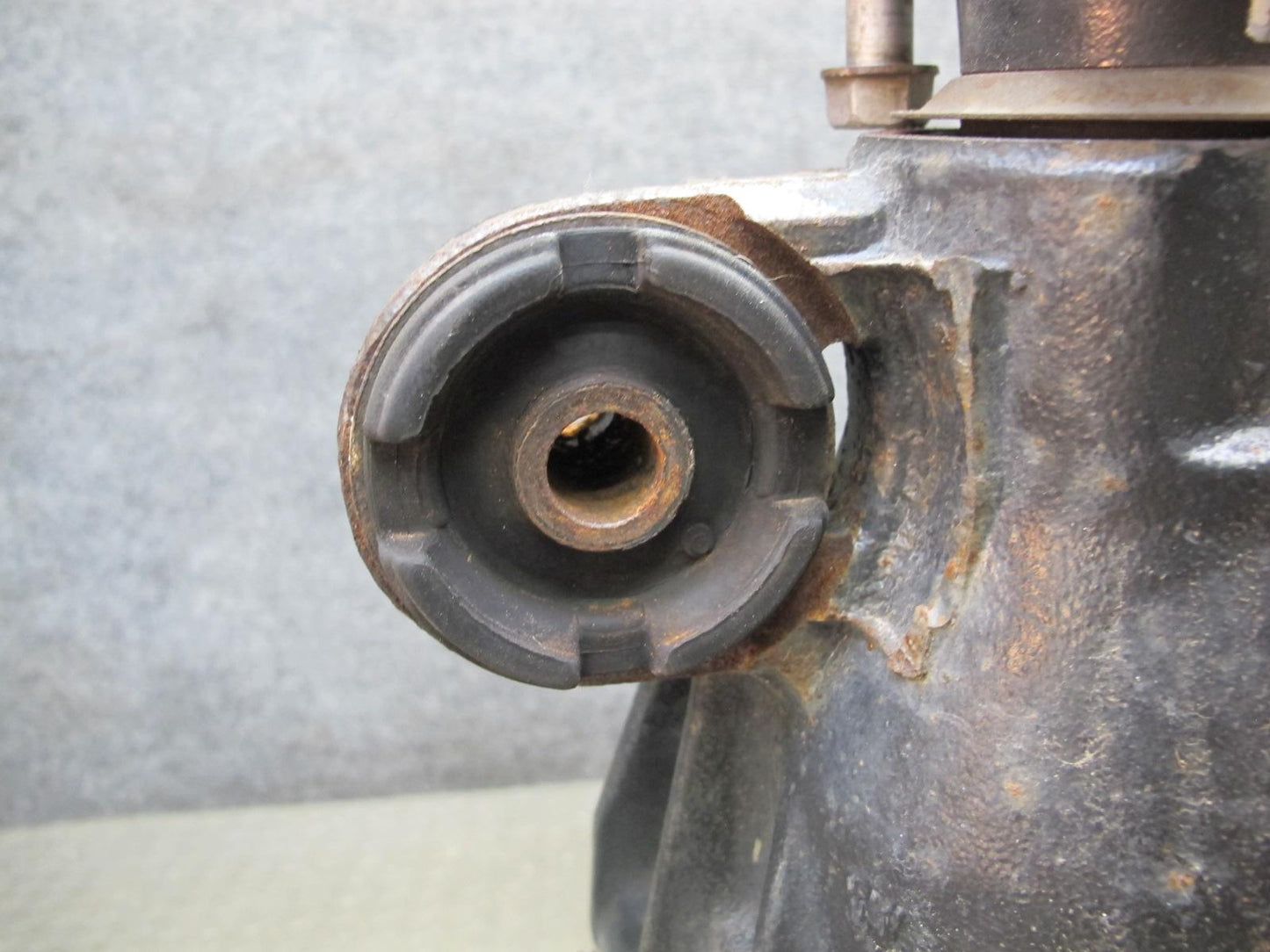 95-97 Toyota Celsior UCF20 Rear Differential Carrier 3.916 Ratio 43K Miles OEM